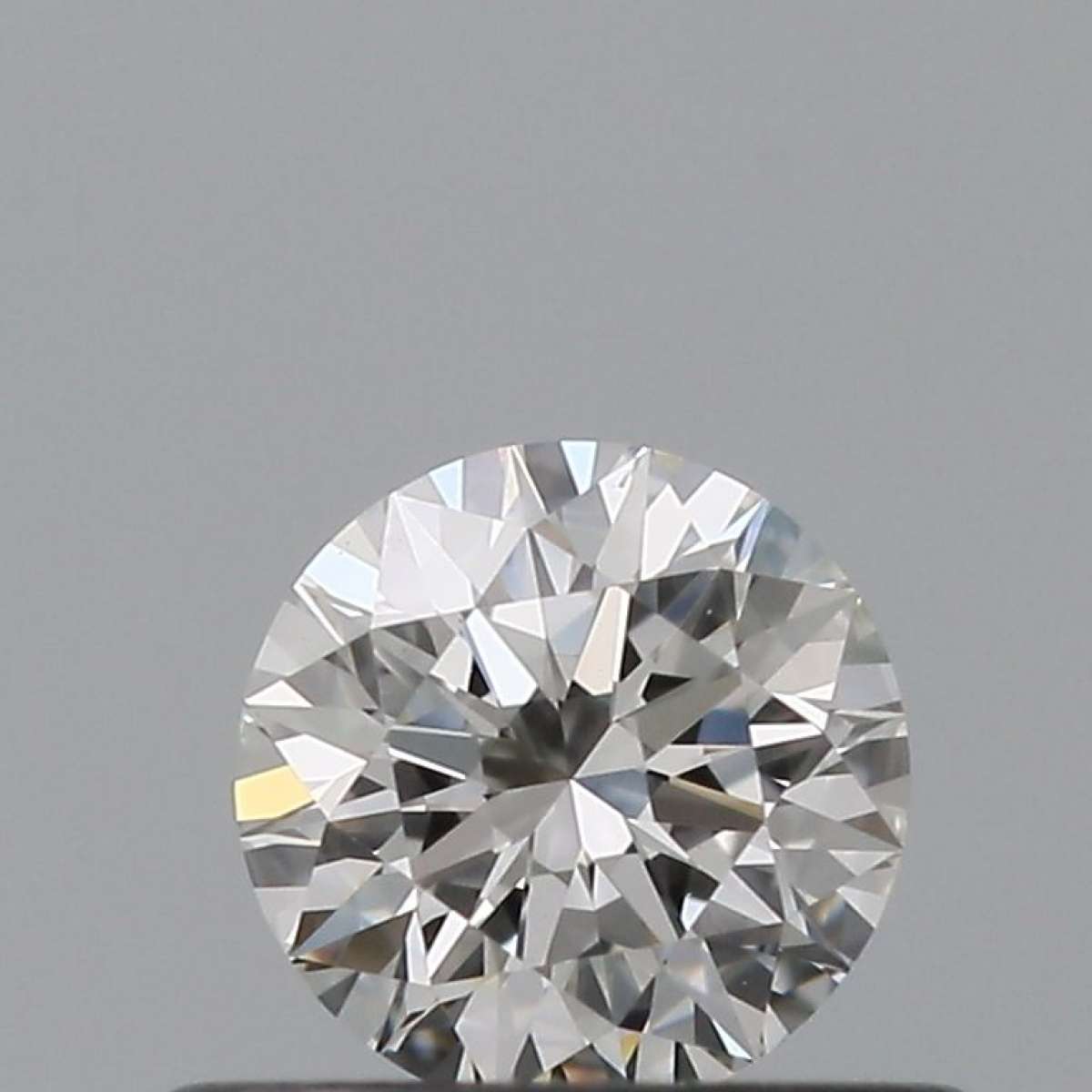 Certified Diamond GIA Carats 0.38 Color G Clarity VS2 EX EX EX Fluorescence NON Brown No Milky No EyeClean 100% Certified Diamond GIA Carats 0.38 Color G Clarity VS2 EX EX EX Fluorescence NON Brown No Milky No EyeClean 100%