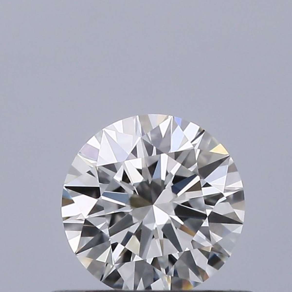 Certified Diamond IGI Carats 0.4 Color G Clarity VVS1  EX  EX  EX Fluorescence NON Brown No Milky No EyeClean 100%