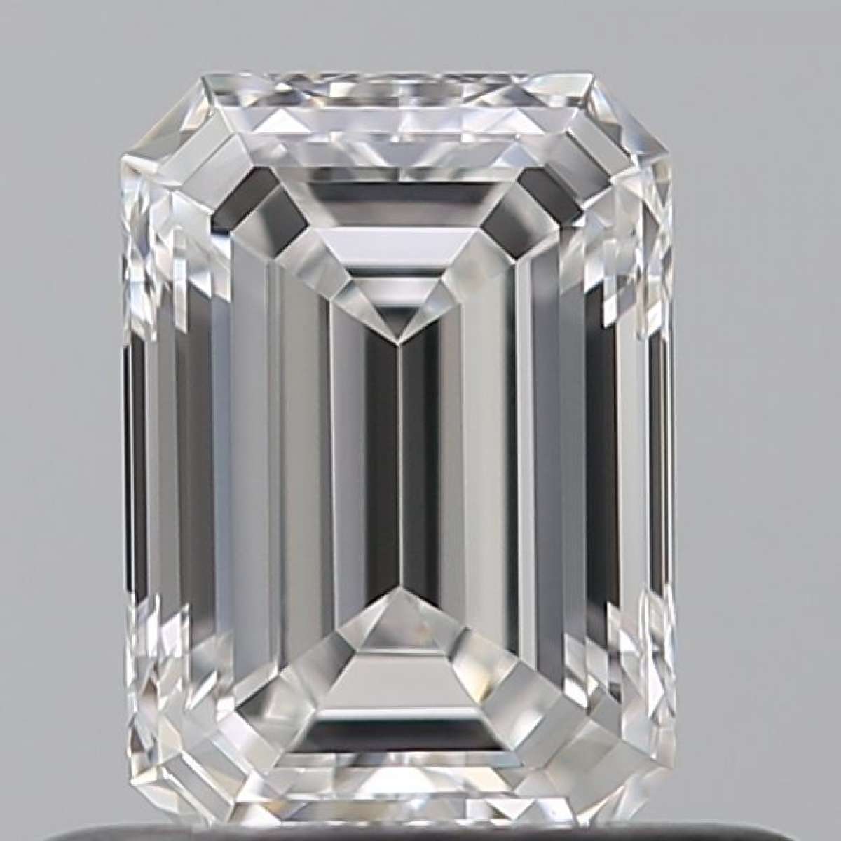 Certified Diamond GIA Carats 0.53 Color E Clarity VVS1 - EX VG Fluorescence NON Brown No Green No Milky No EyeClean 100% Certified Diamond GIA Carats 0.53 Color E Clarity VVS1 - EX VG Fluorescence NON Brown No Green No Milky No EyeClean 100%