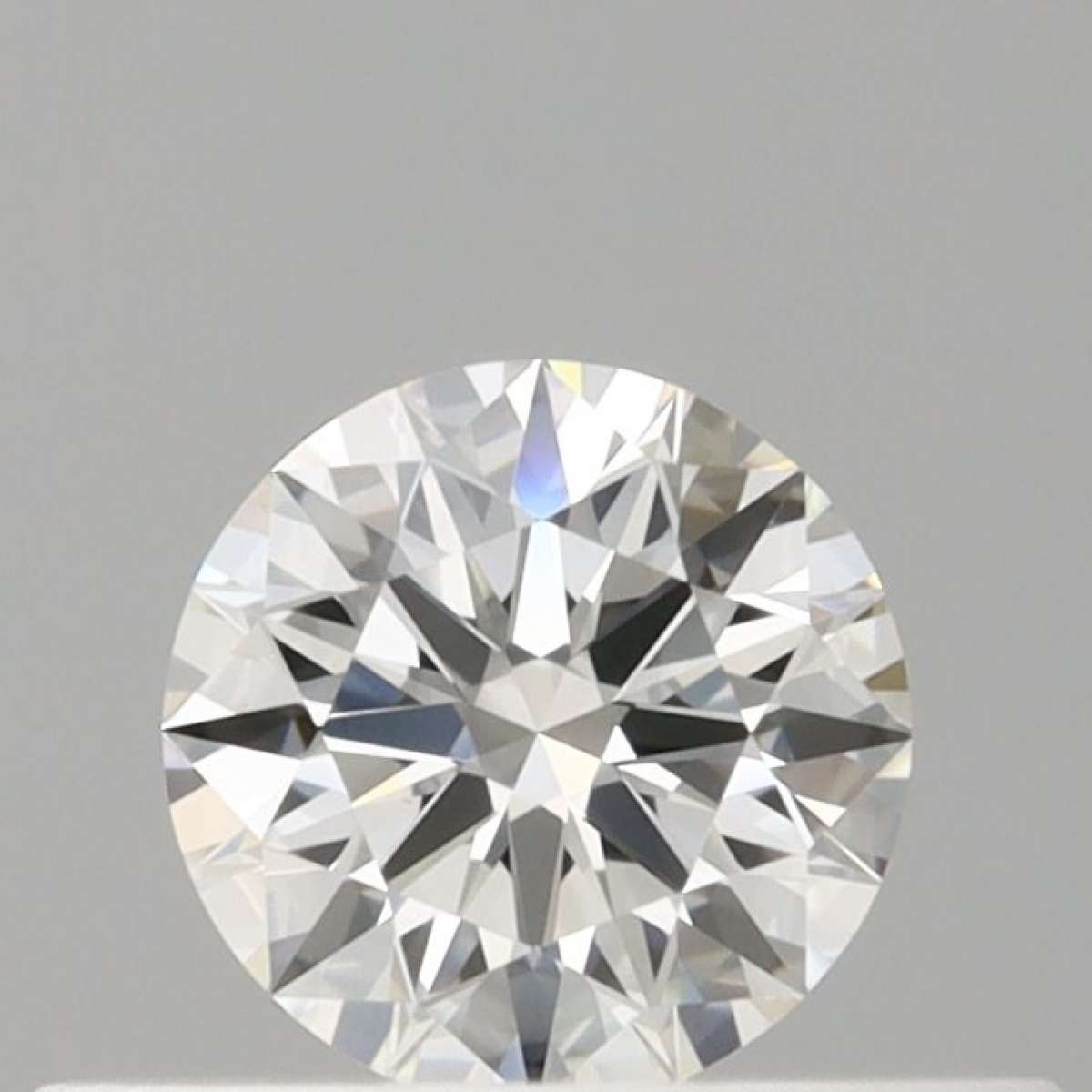 Diamante Certificato GIA Carati 0.3 Colore G Purezza VVS2 EX EX EX Fluorescenza NON Brown No Green No Milky No EyeClean 100% Diamante Certificato GIA Carati 0.3 Colore G Purezza VVS2 EX EX EX Fluorescenza NON Brown No Green No Milky No EyeClean 100%