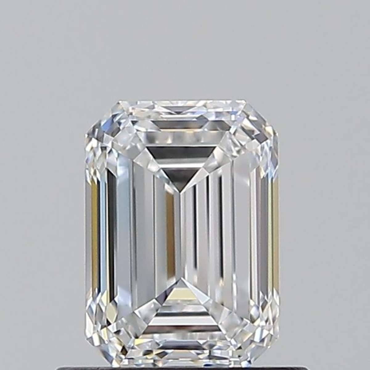 Certified Diamond GIA Carats 0.9 Color D Clarity VVS1 - EX VG Fluorescence FNT Brown No Green No Milky No EyeClean 100% Certified Diamond GIA Carats 0.9 Color D Clarity VVS1 - EX VG Fluorescence FNT Brown No Green No Milky No EyeClean 100%