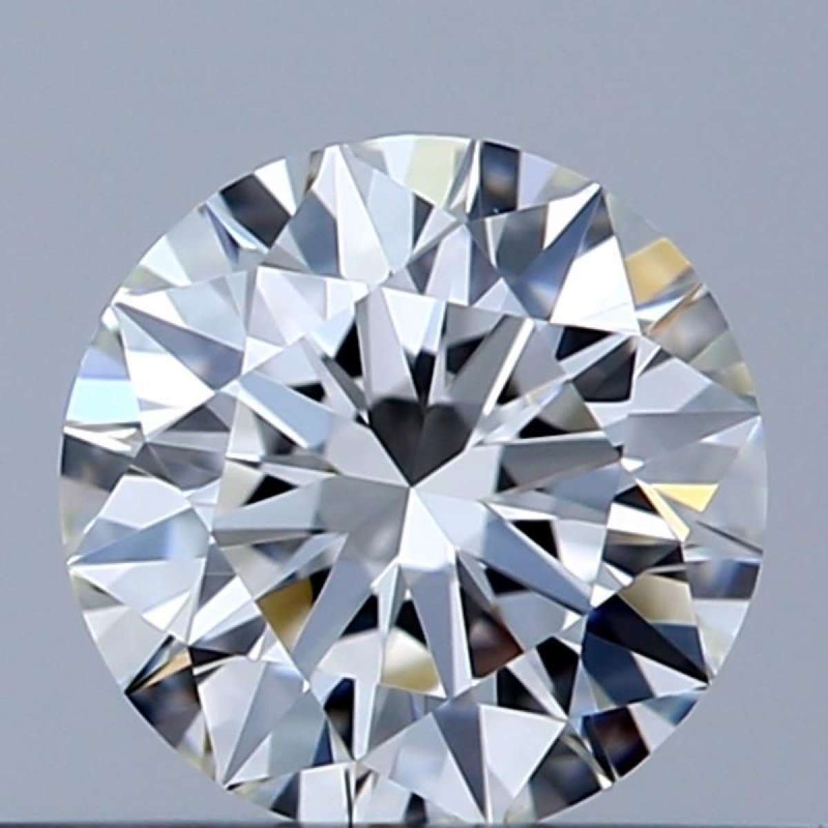 Certified Diamond GIA Carats 0.32 Color G Clarity IF  EX  EX  EX Fluorescence FNT Brown No Green No Milky No EyeClean 100%