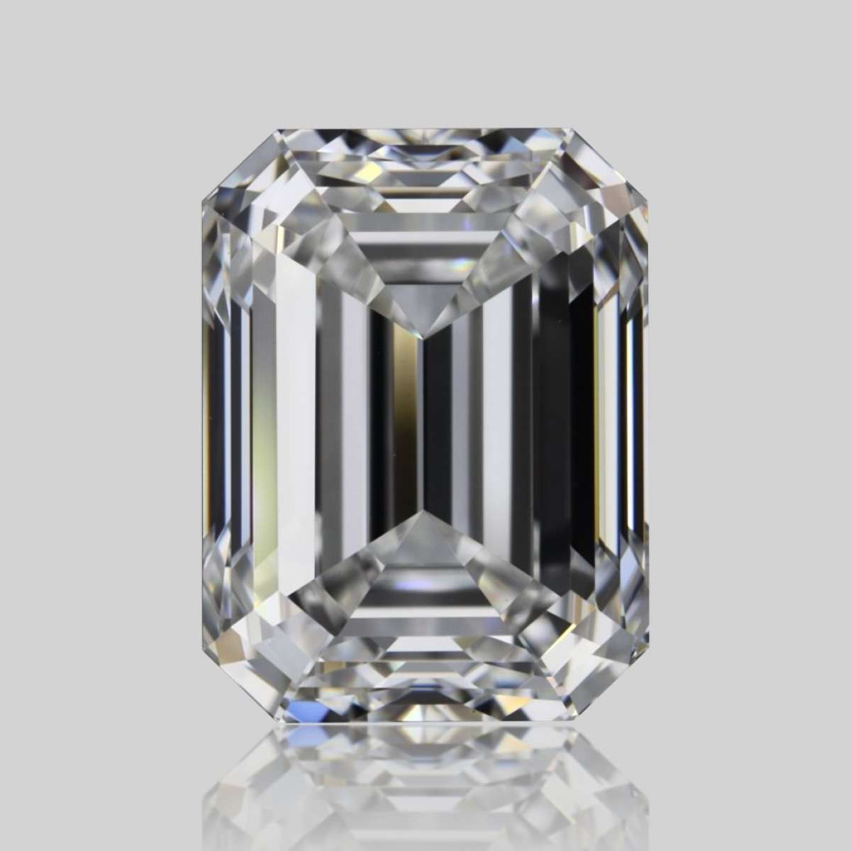 Certified Diamond GIA Carats 1.51 Color E Clarity VVS2  -  EX  VG Fluorescence FNT Brown No Green No Milky No EyeClean 100%