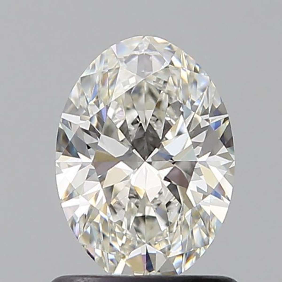 Certified Diamond GIA Carats 0.9 Color H Clarity VS1 - EX EX Fluorescence NON Brown No Green No Milky No EyeClean 100% Certified Diamond GIA Carats 0.9 Color H Clarity VS1 - EX EX Fluorescence NON Brown No Green No Milky No EyeClean 100%