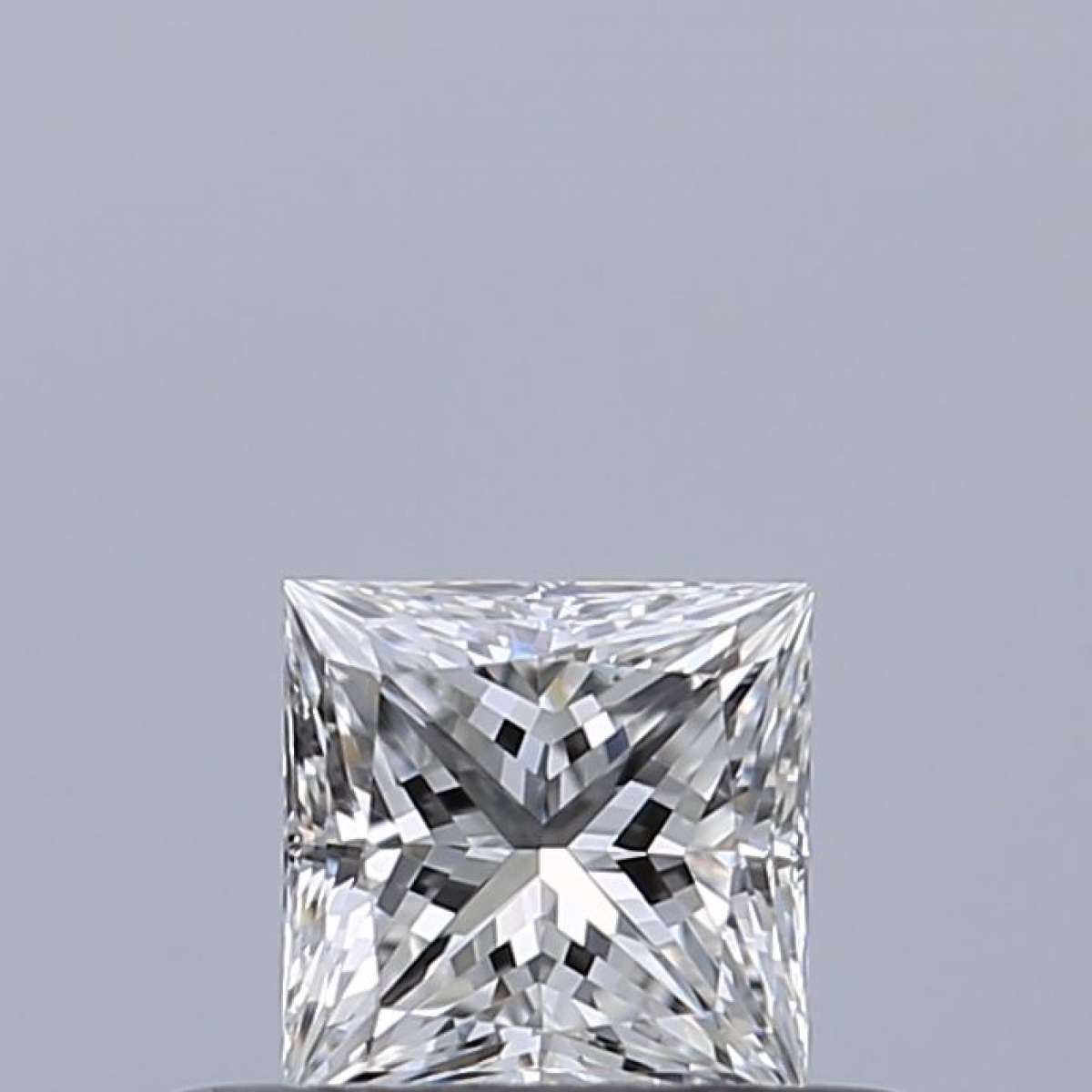 Diamante Certificato GIA Carati 0.32 Colore E Purezza VVS1 - EX VG Fluorescenza NON Brown No Green No Milky No EyeClean 100% Diamante Certificato GIA Carati 0.32 Colore E Purezza VVS1 - EX VG Fluorescenza NON Brown No Green No Milky No EyeClean 100%