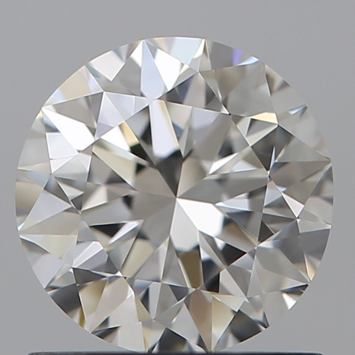 Certified Diamond IGI Carats 1.0 Color G Clarity VVS2 EX EX EX Fluorescence NON Brown No Milky No EyeClean 100% Certified Diamond IGI Carats 1.0 Color G Clarity VVS2 EX EX EX Fluorescence NON Brown No Milky No EyeClean 100%