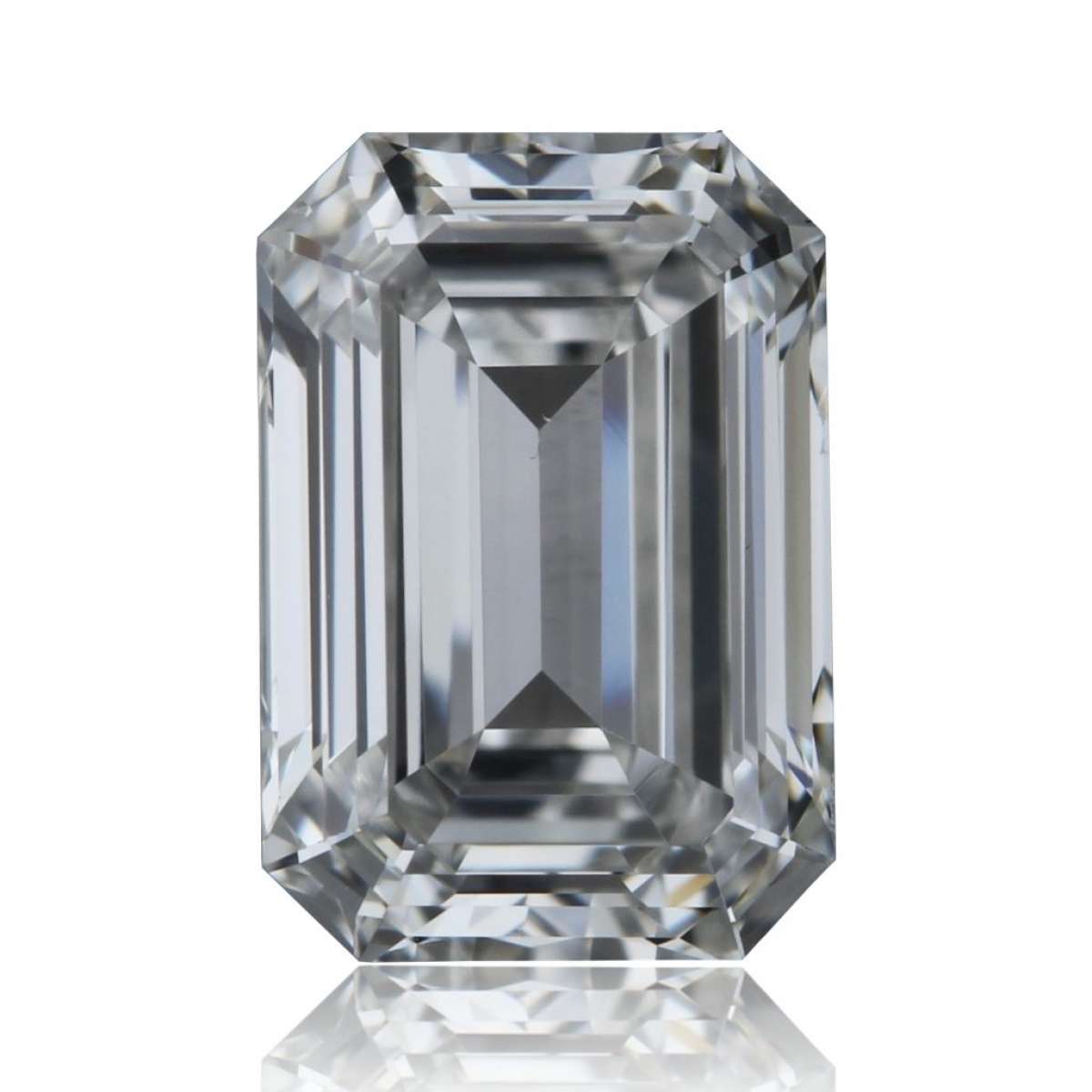 Certified Diamond GIA Carats 0.52 Color F Clarity VS2 - EX VG Fluorescence NON Brown No Green No Milky No EyeClean 100% Certified Diamond GIA Carats 0.52 Color F Clarity VS2 - EX VG Fluorescence NON Brown No Green No Milky No EyeClean 100%