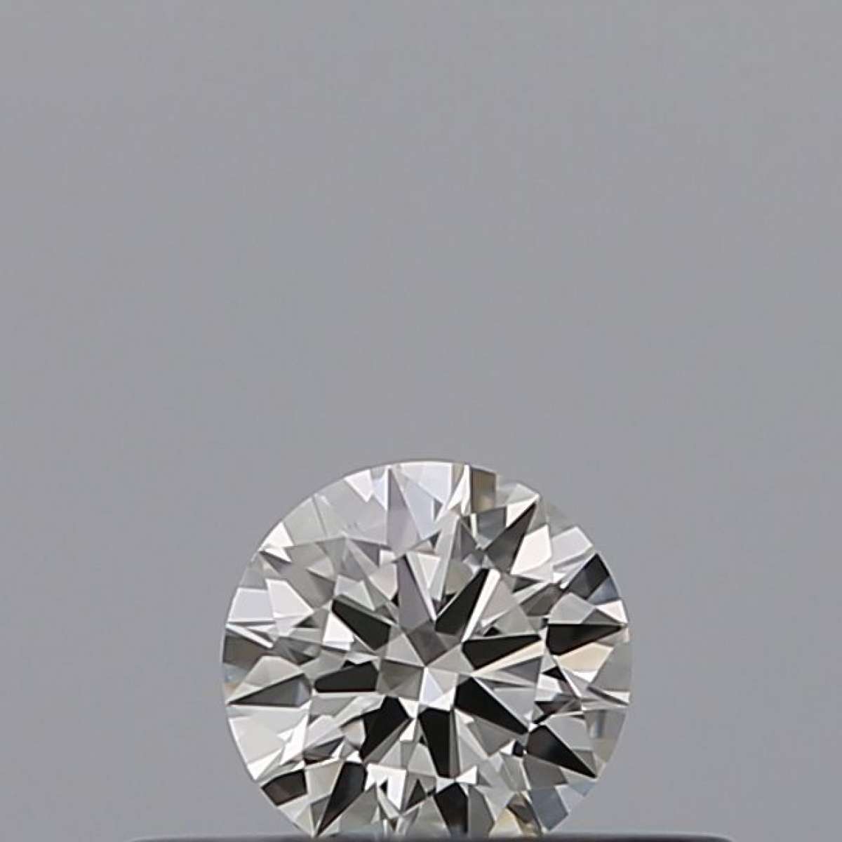 Certified Diamond GIA Carats 0.18 Color H Clarity VVS2 EX EX EX Fluorescence NON Brown No Milky No EyeClean 100% Certified Diamond GIA Carats 0.18 Color H Clarity VVS2 EX EX EX Fluorescence NON Brown No Milky No EyeClean 100%