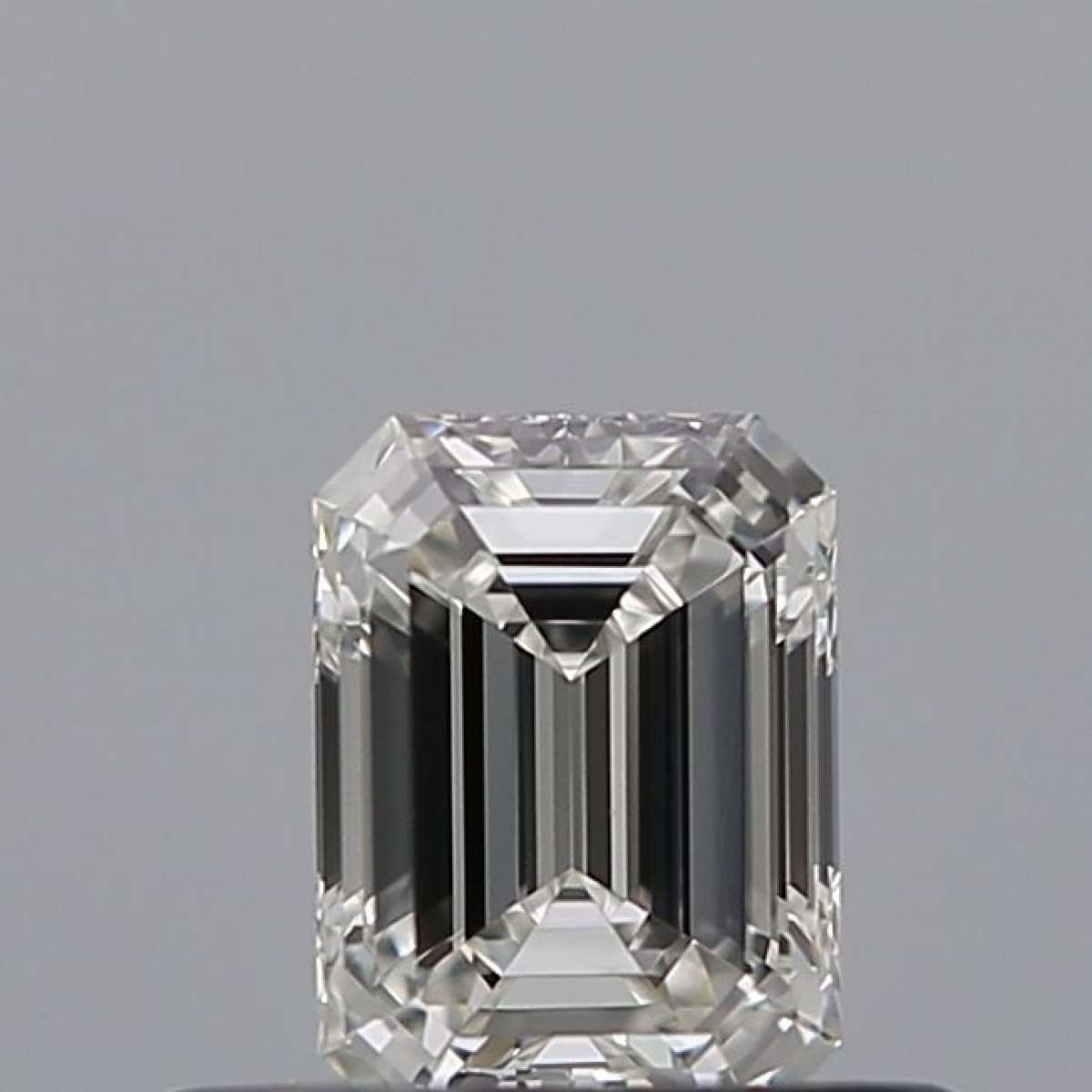 Certified Diamond GIA Carats 0.37 Color F Clarity VVS1 - VG VG Fluorescence NON Brown No Milky No EyeClean 100% Certified Diamond GIA Carats 0.37 Color F Clarity VVS1 - VG VG Fluorescence NON Brown No Milky No EyeClean 100%