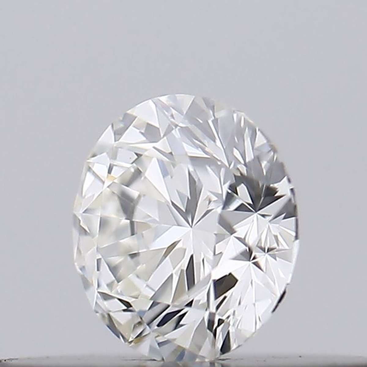 Certified Diamond GIA Carats 0.18 Color H Clarity VS1 EX EX EX Fluorescence MED Brown No Green No Milky No EyeClean 100% Certified Diamond GIA Carats 0.18 Color H Clarity VS1 EX EX EX Fluorescence MED Brown No Green No Milky No EyeClean 100%