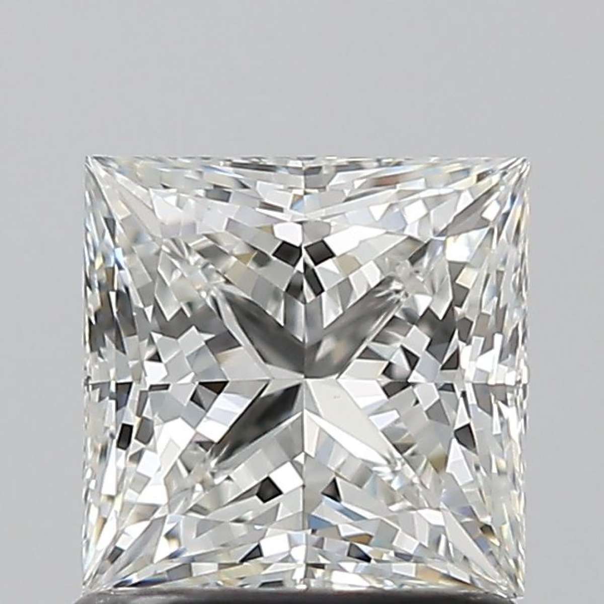Certified Diamond GIA Carats 1.07 Color G Clarity VVS2 - EX VG Fluorescence NON Brown No Green No Milky No EyeClean 100% Certified Diamond GIA Carats 1.07 Color G Clarity VVS2 - EX VG Fluorescence NON Brown No Green No Milky No EyeClean 100%
