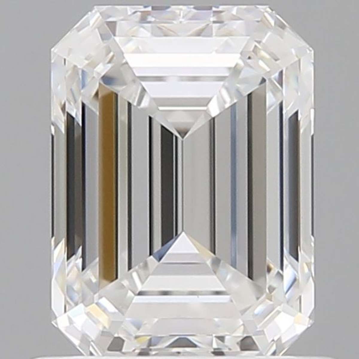 Diamante Certificato GIA Carati 0.9 Colore E Purezza VS1 - EX EX Fluorescenza FNT Brown No Green No Milky No EyeClean 100% Diamante Certificato GIA Carati 0.9 Colore E Purezza VS1 - EX EX Fluorescenza FNT Brown No Green No Milky No EyeClean 100%