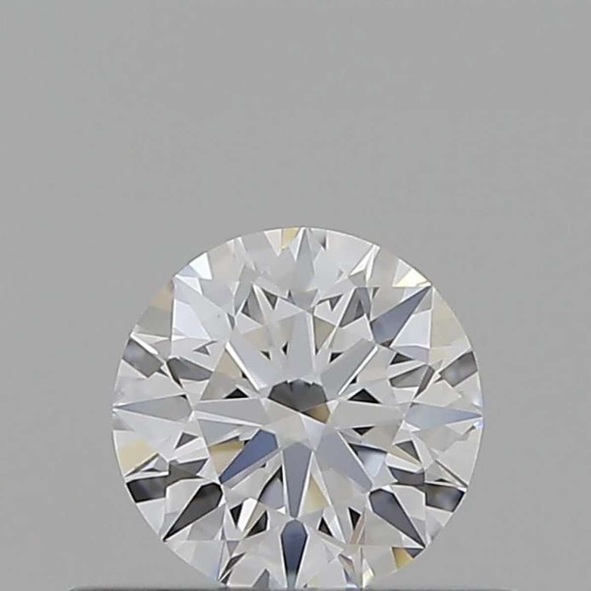 Certified Diamond GIA Carats 0.4 Color D Clarity VVS1 EX EX EX Fluorescence NON Brown No Green No Milky No EyeClean 100% Certified Diamond GIA Carats 0.4 Color D Clarity VVS1 EX EX EX Fluorescence NON Brown No Green No Milky No EyeClean 100%