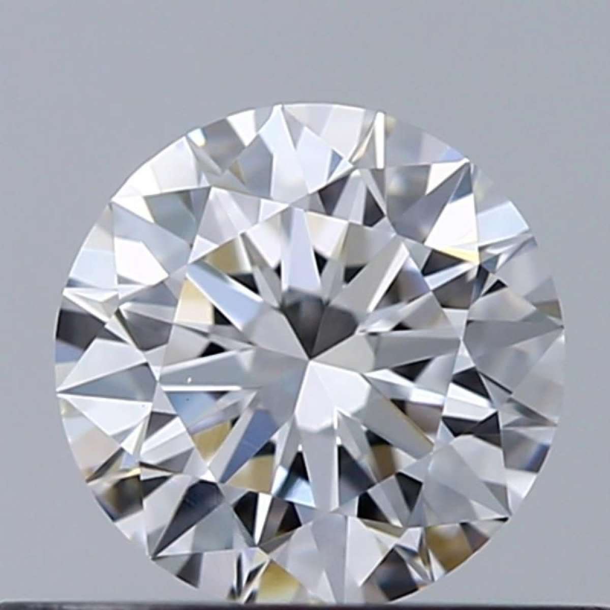 Certified Diamond GIA Carats 0.41 Color E Clarity VS1 EX EX EX Fluorescence NON Brown No Green No Milky No EyeClean 100% Certified Diamond GIA Carats 0.41 Color E Clarity VS1 EX EX EX Fluorescence NON Brown No Green No Milky No EyeClean 100%