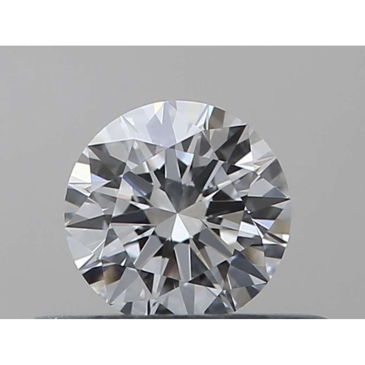 Diamante Certificato GIA Carati 0.24 Colore E Purezza VVS1 EX EX EX Fluorescenza NON Brown No Green No Milky No EyeClean 100% Diamante Certificato GIA Carati 0.24 Colore E Purezza VVS1 EX EX EX Fluorescenza NON Brown No Green No Milky No EyeClean 100%