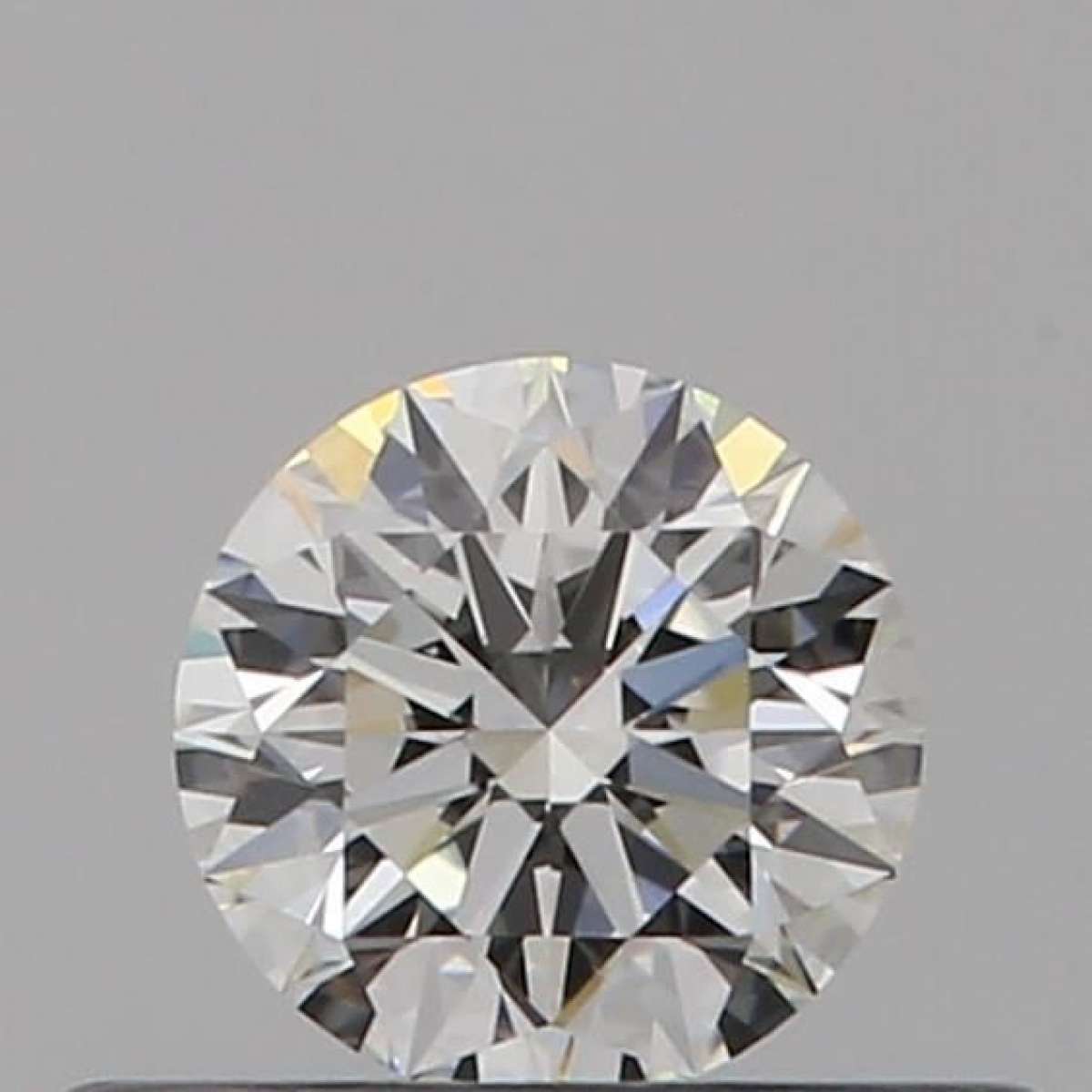 Diamante Certificato GIA Carati 0.28 Colore F Purezza IF EX EX EX Fluorescenza NON Brown No Green No Milky No EyeClean 100% Diamante Certificato GIA Carati 0.28 Colore F Purezza IF EX EX EX Fluorescenza NON Brown No Green No Milky No EyeClean 100%