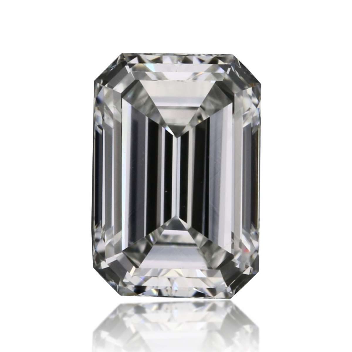 Diamante Certificato GIA Carati 0.33 Colore F Purezza VS2 - EX VG Fluorescenza NON Brown No Green No Milky No EyeClean 100% Diamante Certificato GIA Carati 0.33 Colore F Purezza VS2 - EX VG Fluorescenza NON Brown No Green No Milky No EyeClean 100%