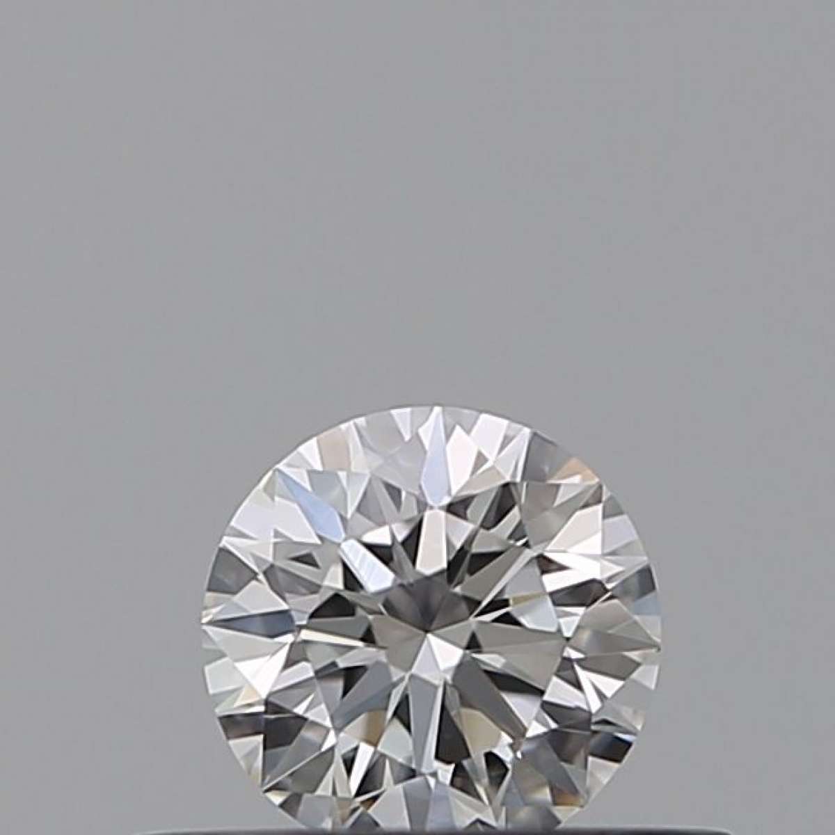 Diamante Certificato GIA Carati 0.27 Colore E Purezza VVS2 EX EX EX Fluorescenza NON Brown No Green No Milky No EyeClean 100% Diamante Certificato GIA Carati 0.27 Colore E Purezza VVS2 EX EX EX Fluorescenza NON Brown No Green No Milky No EyeClean 100%