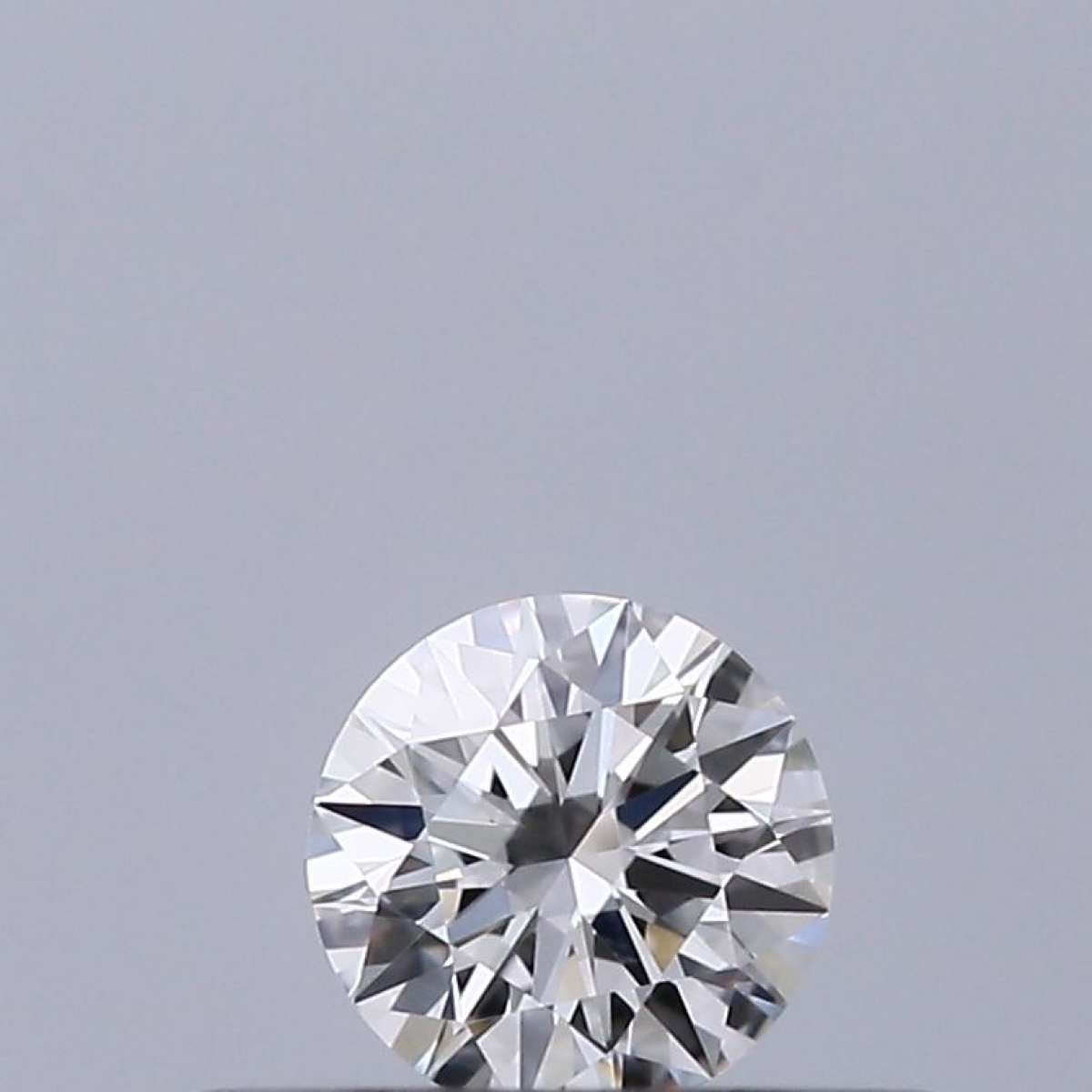 Diamante Certificato GIA Carati 0.18 Colore E Purezza SI1  EX  EX  EX Fluorescenza NON Brown No Green No Milky No EyeClean 100%