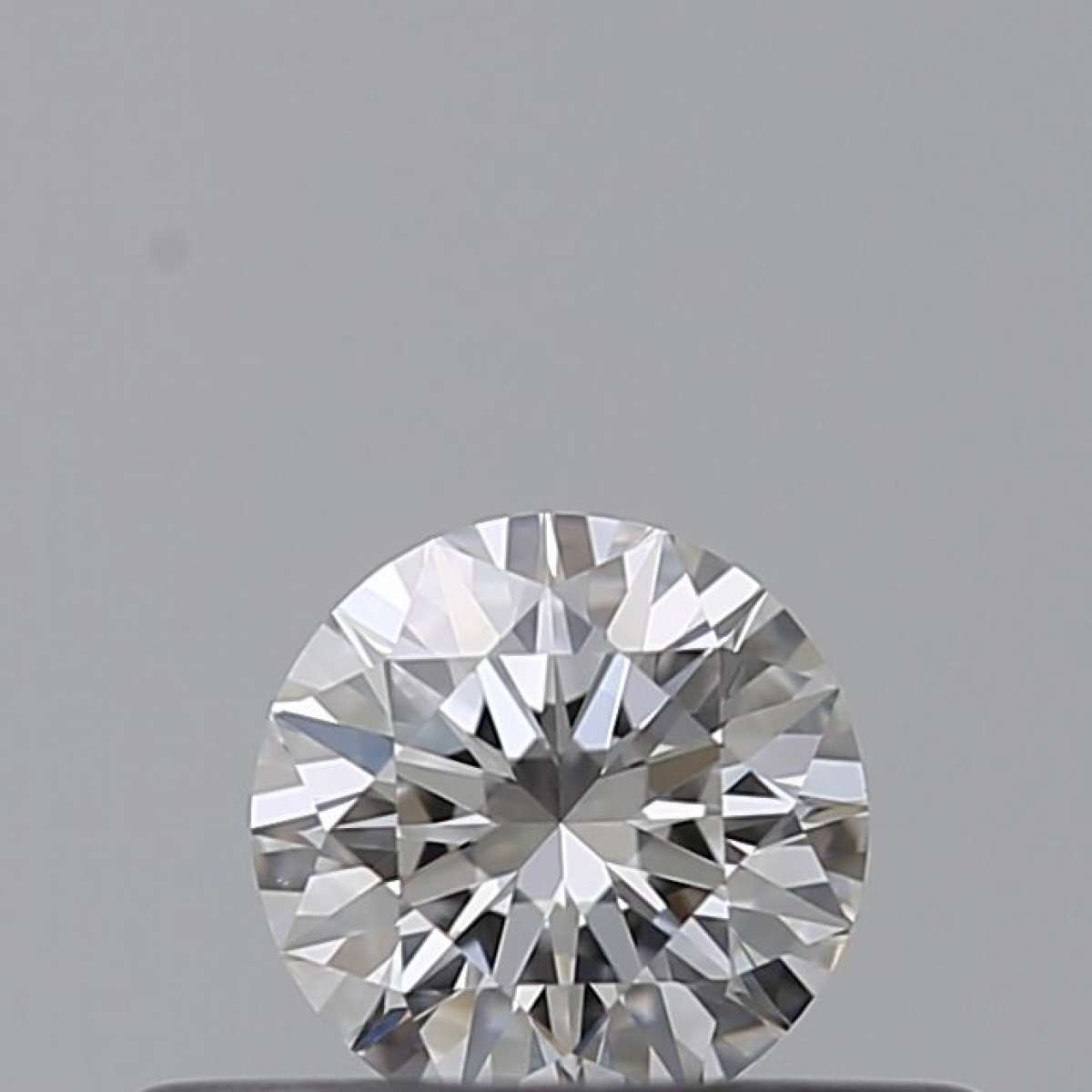 Certified Diamond GIA Carats 0.26 Color E Clarity VVS2 EX EX EX Fluorescence NON Brown No Green No Milky No EyeClean 100% Certified Diamond GIA Carats 0.26 Color E Clarity VVS2 EX EX EX Fluorescence NON Brown No Green No Milky No EyeClean 100%