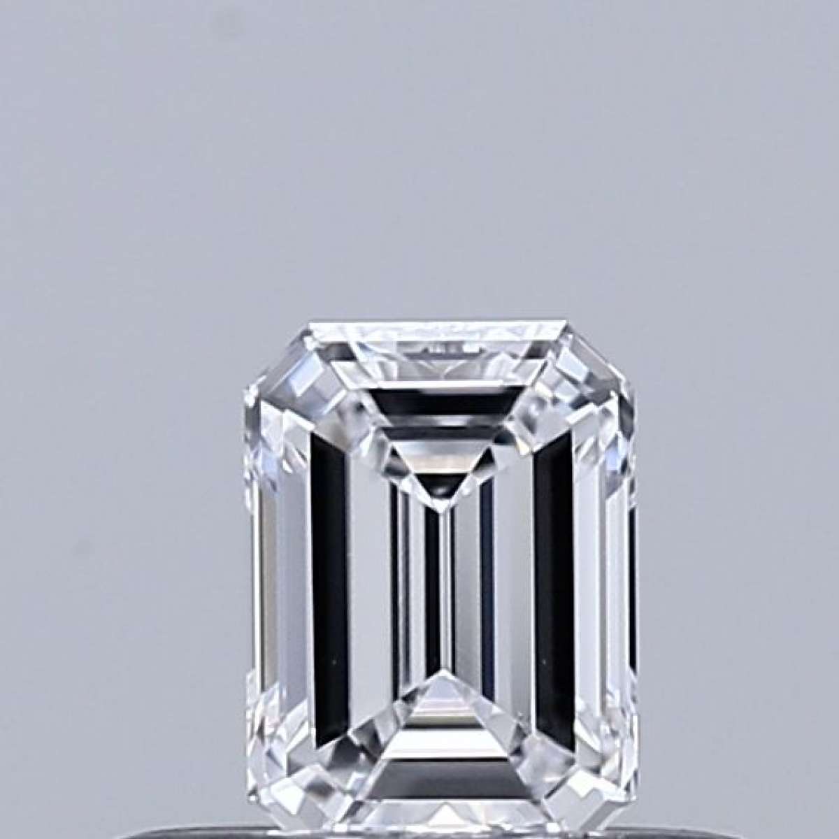 Diamante Certificato GIA Carati 0.31 Colore D Purezza VS1  -  EX  VG Fluorescenza NON Brown No Green No Milky No EyeClean 100%