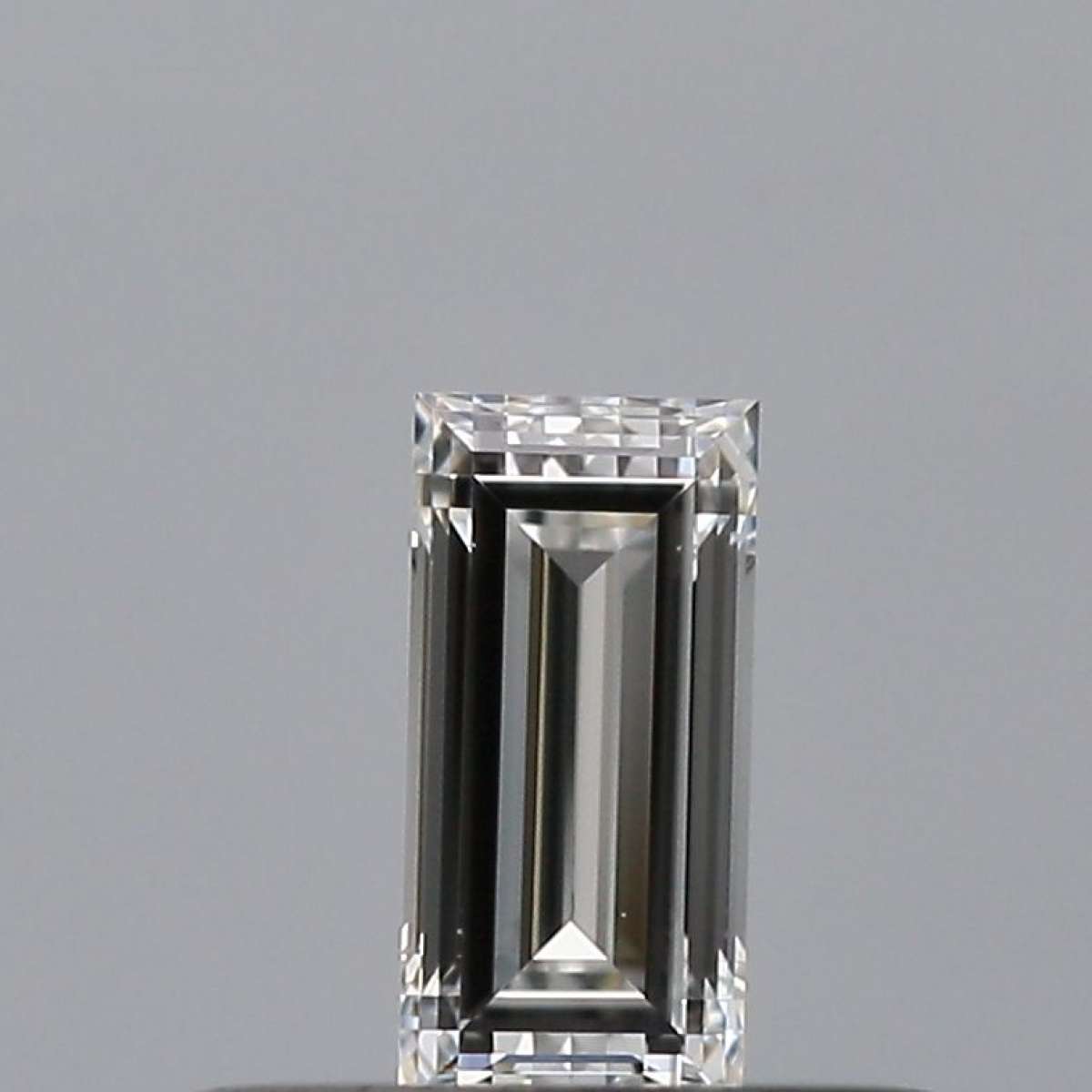 Certified Diamond GIA Carats 0.23 Color E Clarity VVS2  -  EX  EX Fluorescence NON Brown No Green No Milky No EyeClean 100%