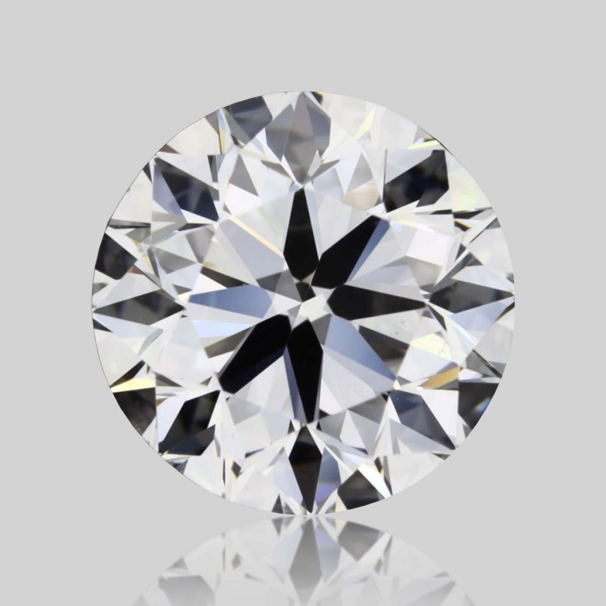 Certified Diamond GIA Carats 0.9 Color G Clarity VS2 VG EX VG Fluorescence NON Brown No Green No Milky No EyeClean 100% Certified Diamond GIA Carats 0.9 Color G Clarity VS2 VG EX VG Fluorescence NON Brown No Green No Milky No EyeClean 100%
