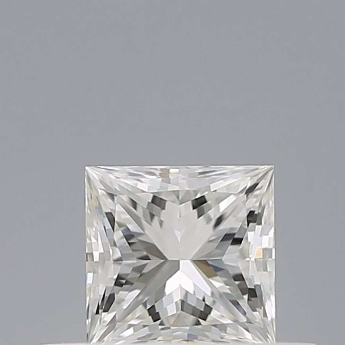 Certified Diamond GIA Carats 0.4 Color H Clarity VVS2  -  EX  VG Fluorescence NON Brown No Milky No EyeClean 100%