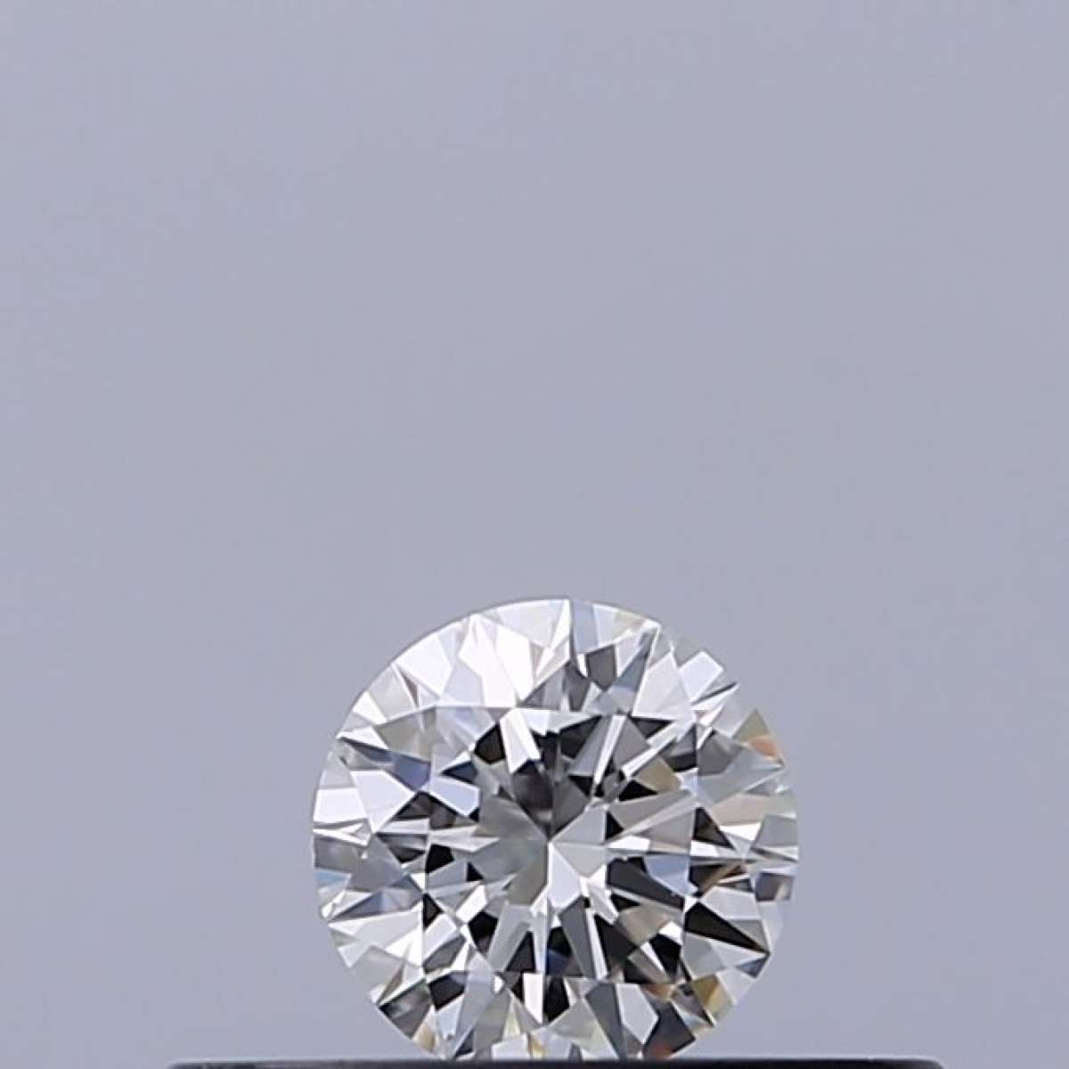 Certified Diamond IGI Carats 0.18 Color F Clarity VVS2  EX  EX  EX Fluorescence NON Brown No Milky No EyeClean 100%