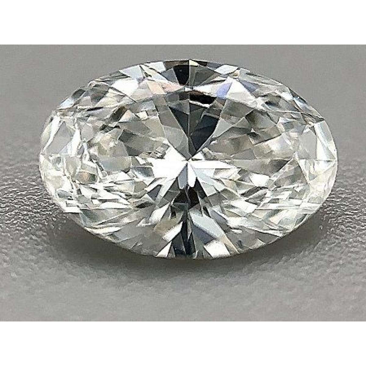 Certified Diamond GIA Carats 0.7 Color G Clarity VVS1 - EX EX Fluorescence NON Brown No Green No Milky No EyeClean 100% Certified Diamond GIA Carats 0.7 Color G Clarity VVS1 - EX EX Fluorescence NON Brown No Green No Milky No EyeClean 100%