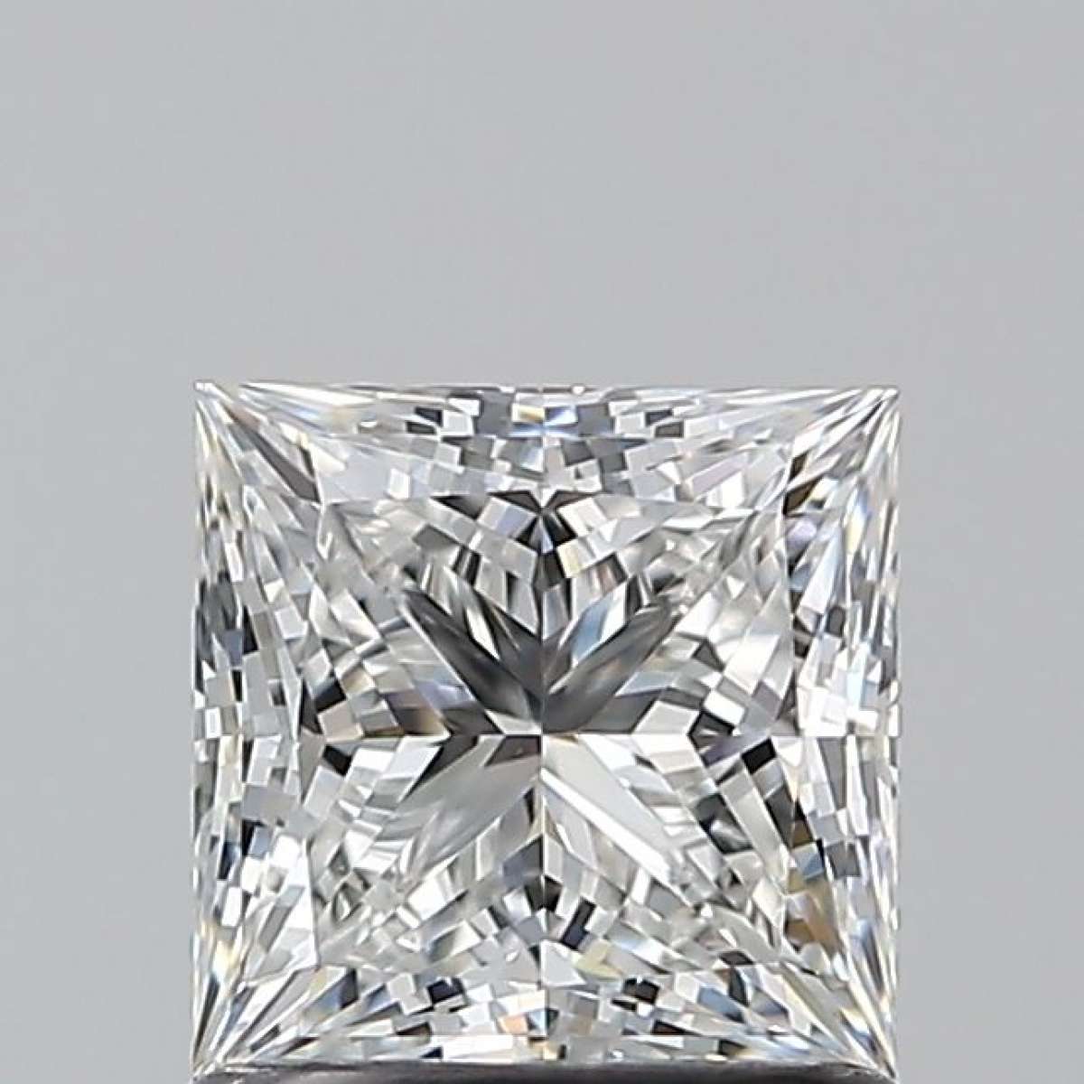 Certified Diamond GIA Carats 1.01 Color F Clarity VS2  -  VG  VG Fluorescence NON Brown No Green No Milky No EyeClean 100%