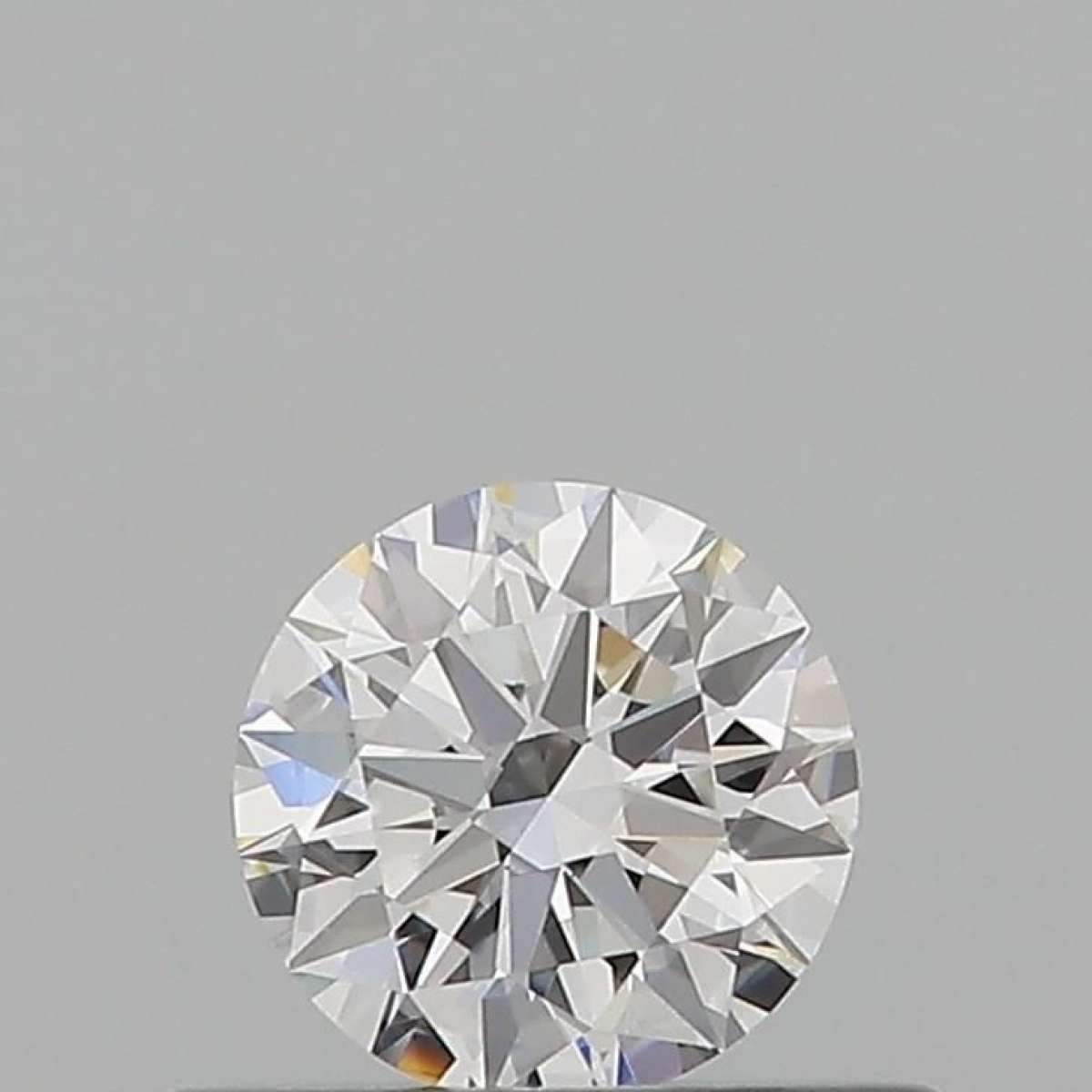 Diamante Certificato GIA Carati 0.38 Colore D Purezza IF EX EX EX Fluorescenza NON Brown No Green No Milky No EyeClean 100% Diamante Certificato GIA Carati 0.38 Colore D Purezza IF EX EX EX Fluorescenza NON Brown No Green No Milky No EyeClean 100%