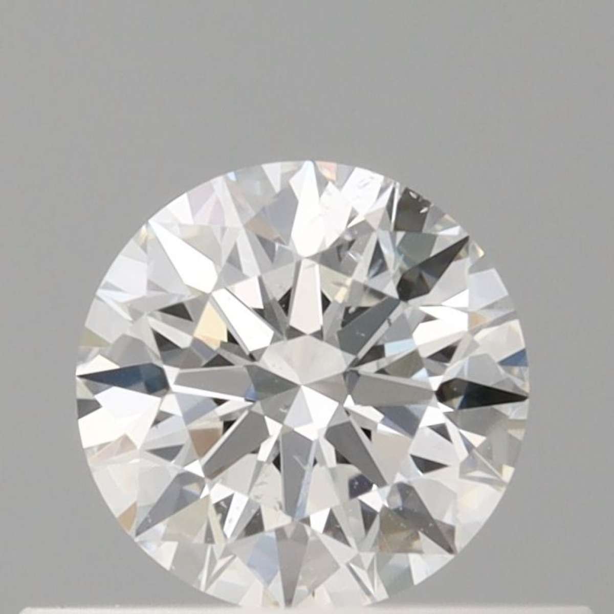 Certified Diamond GIA Carats 0.4 Color E Clarity SI2 EX EX EX Fluorescence NON Brown No Green No Milky No EyeClean 100% Certified Diamond GIA Carats 0.4 Color E Clarity SI2 EX EX EX Fluorescence NON Brown No Green No Milky No EyeClean 100%