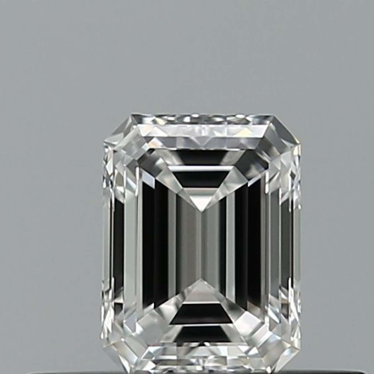 Certified Diamond GIA Carats 0.32 Color E Clarity VVS1  -  EX  VG Fluorescence FNT Brown No Green No Milky No EyeClean 100%