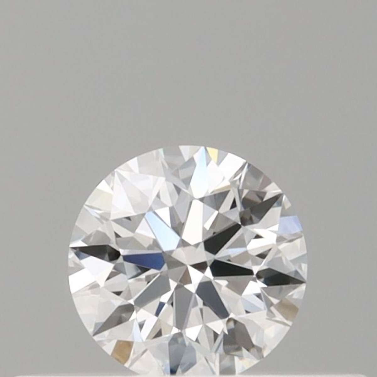 Diamante Certificato GIA Carati 0.24 Colore D Purezza VVS2  EX  EX  EX Fluorescenza NON Brown No Green No Milky No EyeClean 100%