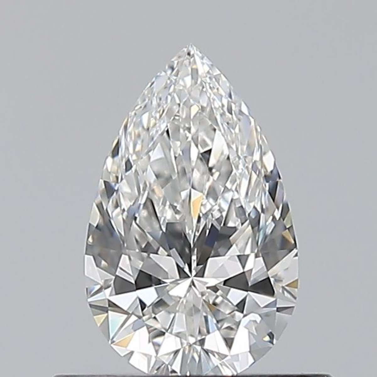 Certified Diamond GIA Carats 0.5 Color F Clarity VVS2  -  EX  VG Fluorescence NON Brown No Green No Milky No EyeClean 100%