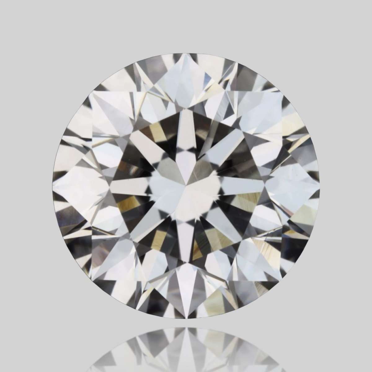 Certified Diamond GIA Carats 1.0 Color G Clarity VS1 EX EX EX Fluorescence FNT Brown No Green No Milky No EyeClean 100% Certified Diamond GIA Carats 1.0 Color G Clarity VS1 EX EX EX Fluorescence FNT Brown No Green No Milky No EyeClean 100%