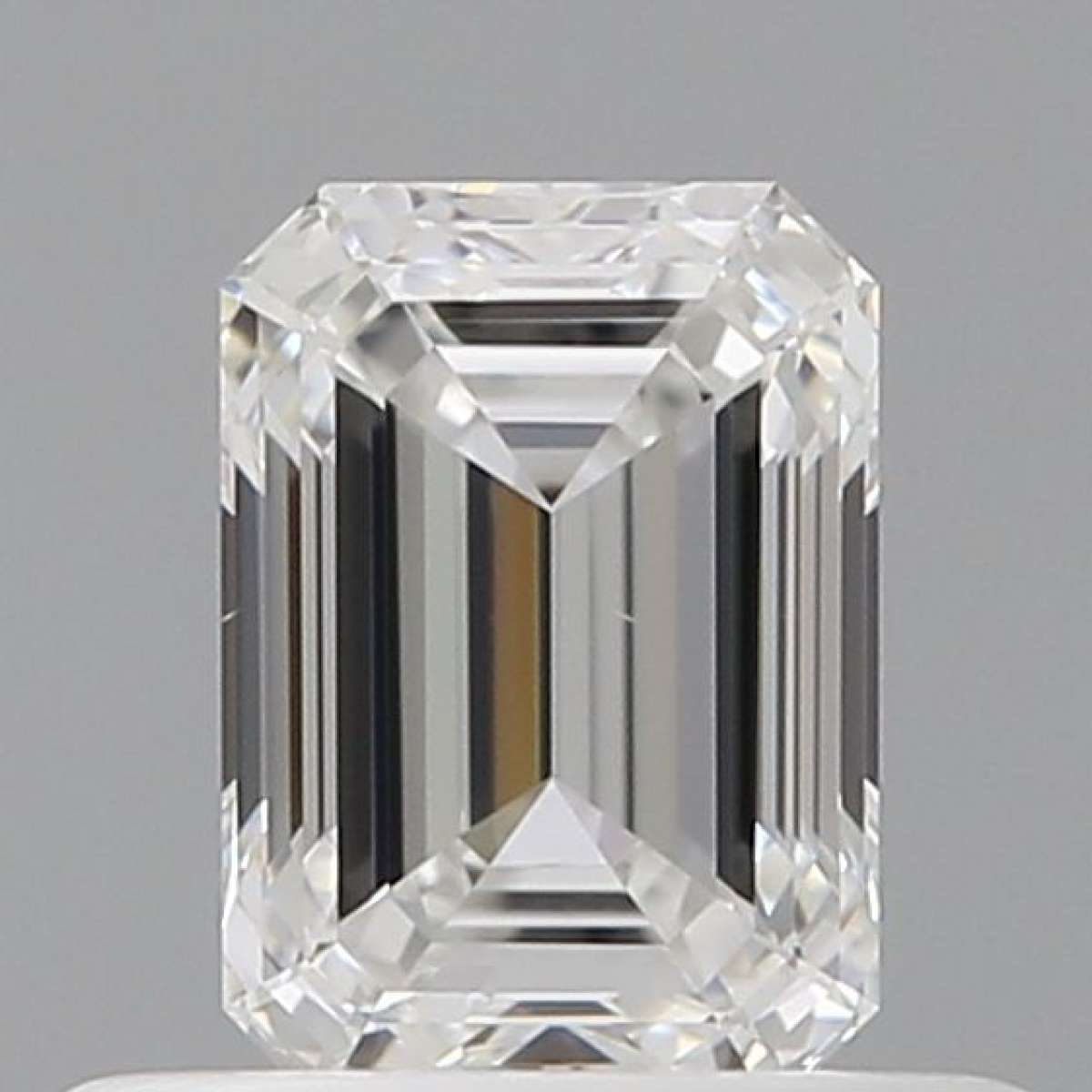 Certified Diamond GIA Carats 0.5 Color F Clarity VS1 - EX VG Fluorescence NON Brown No Green No Milky No EyeClean 100% Certified Diamond GIA Carats 0.5 Color F Clarity VS1 - EX VG Fluorescence NON Brown No Green No Milky No EyeClean 100%