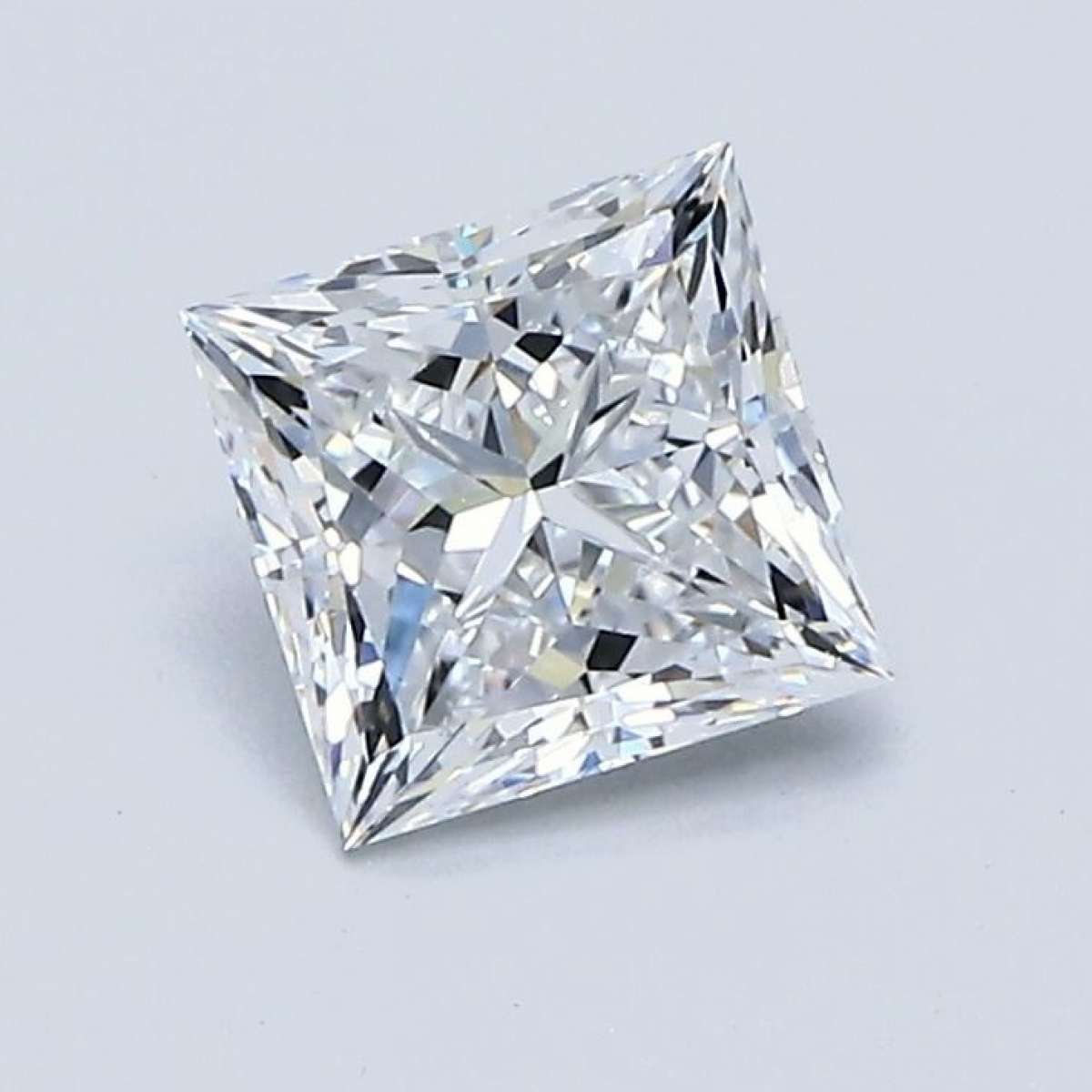 Certified Diamond GIA Carats 1.05 Color D Clarity VS1  -  EX  EX Fluorescence NON Brown No Green No Milky No EyeClean 100%