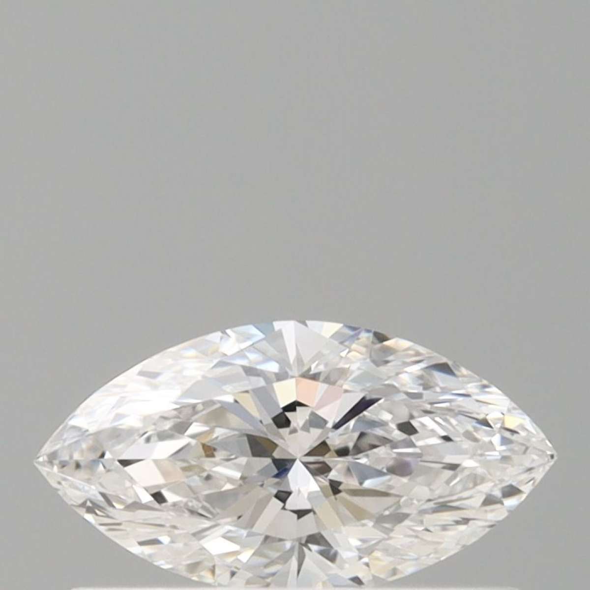 Certified Diamond GIA Carats 0.31 Color E Clarity VS1 - VG VG Fluorescence NON Brown No Green No Milky No EyeClean 100% Certified Diamond GIA Carats 0.31 Color E Clarity VS1 - VG VG Fluorescence NON Brown No Green No Milky No EyeClean 100%