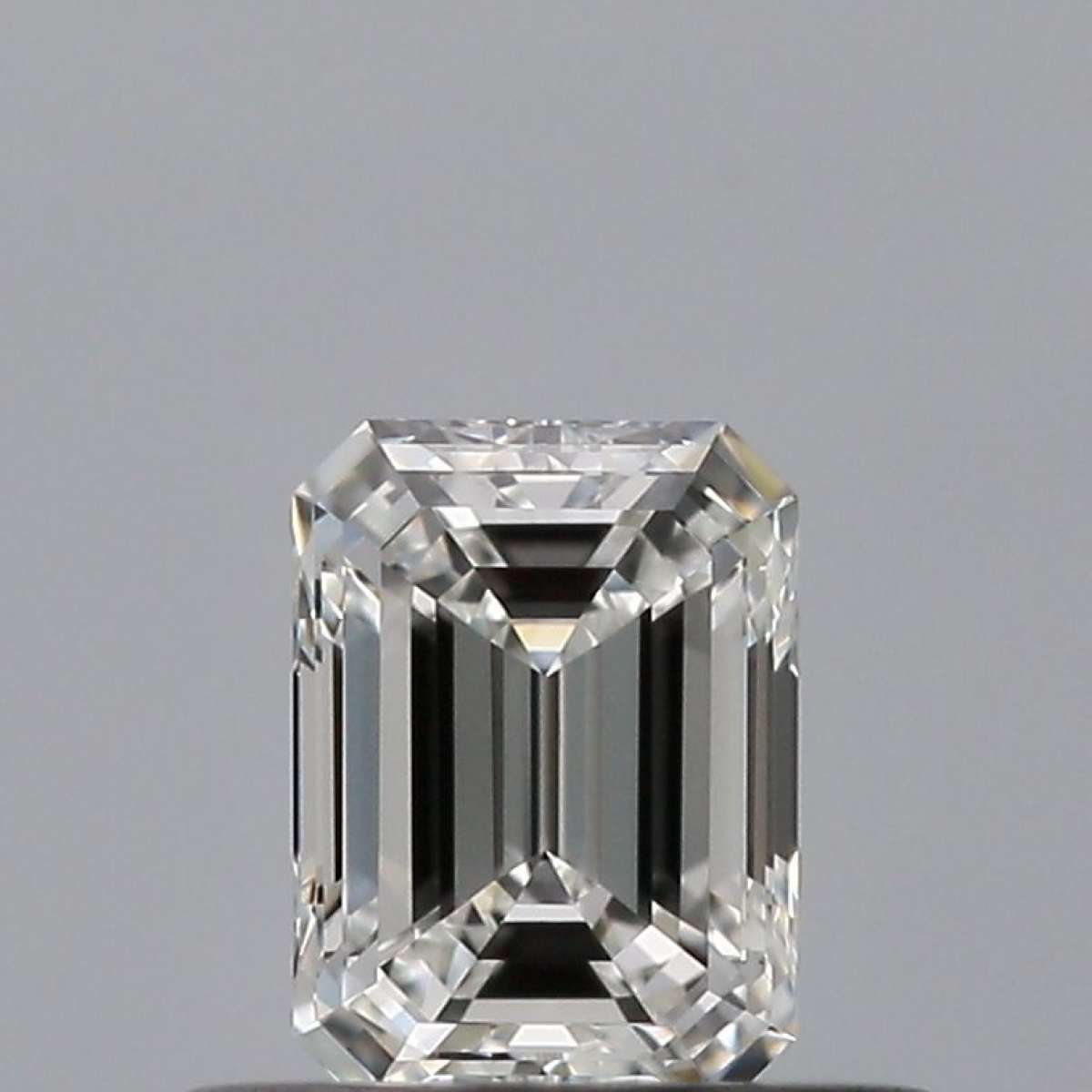 Certified Diamond GIA Carats 0.37 Color F Clarity VVS1 - EX VG Fluorescence NON Brown No Milky No EyeClean 100% Certified Diamond GIA Carats 0.37 Color F Clarity VVS1 - EX VG Fluorescence NON Brown No Milky No EyeClean 100%
