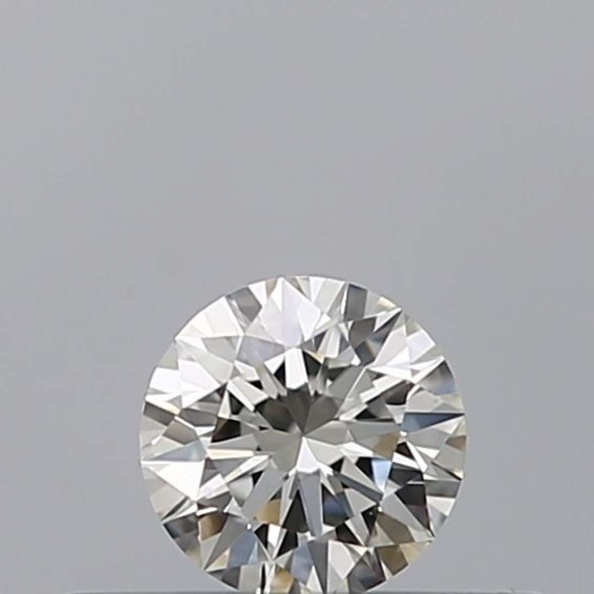 Certified Diamond IGI Carats 0.18 Color G Clarity VVS2  EX  EX  EX Fluorescence NON Brown No Milky No EyeClean 100%