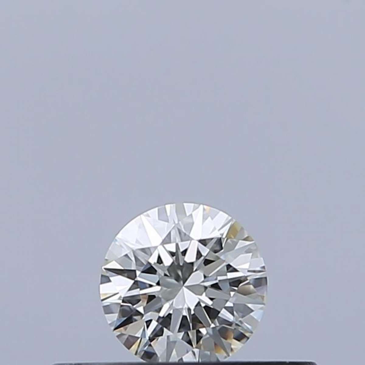 Certified Diamond IGI Carats 0.18 Color G Clarity VVS1  EX  EX  EX Fluorescence NON Brown No Milky No EyeClean 100%