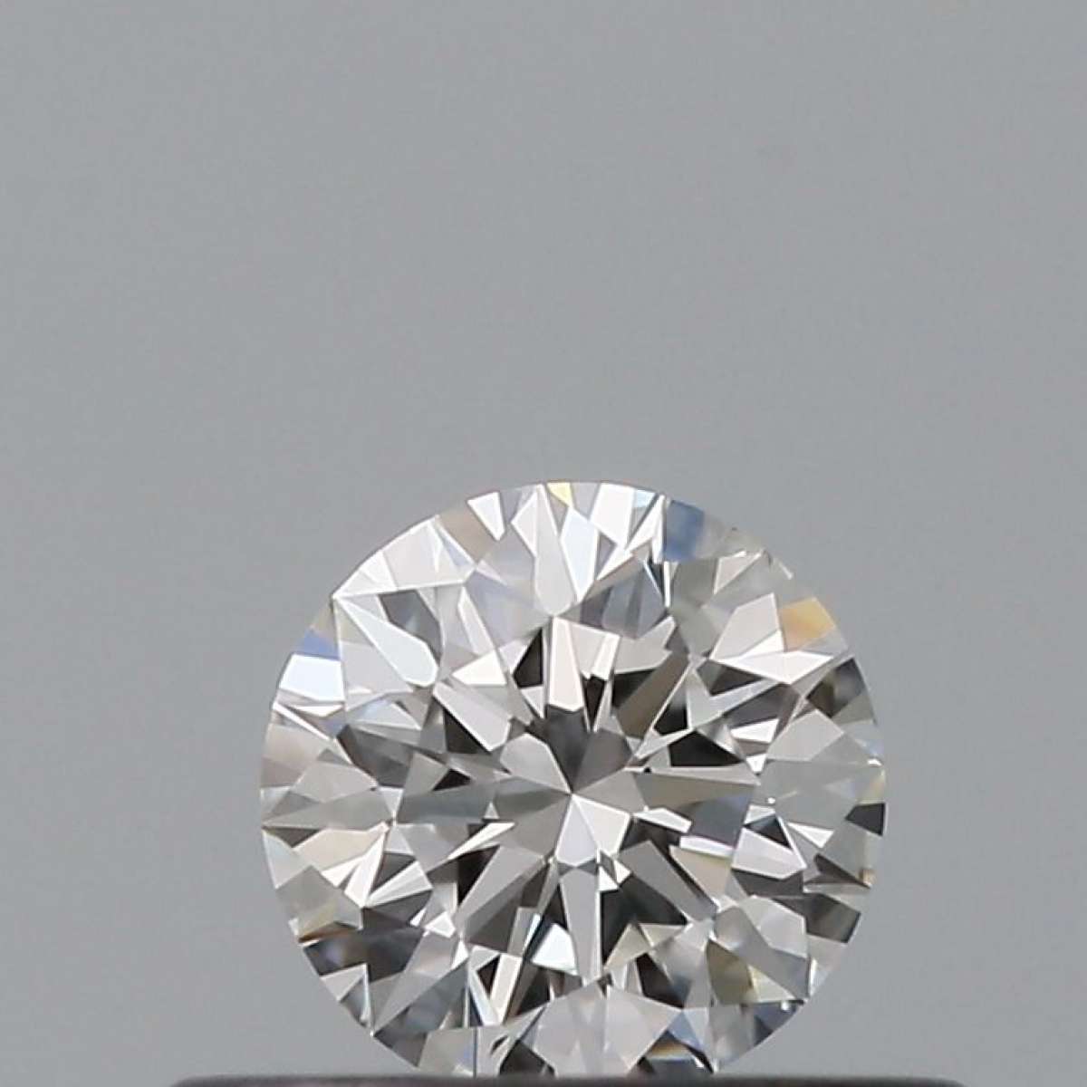 Certified Diamond GIA Carats 0.3 Color F Clarity VVS2 EX EX EX Fluorescence NON Brown No Milky No EyeClean 100% Certified Diamond GIA Carats 0.3 Color F Clarity VVS2 EX EX EX Fluorescence NON Brown No Milky No EyeClean 100%