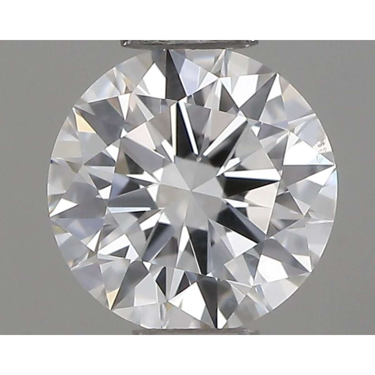 Diamante Certificato GIA Carati 0.4 Colore F Purezza SI2 EX EX EX Fluorescenza NON Brown No Green No Milky No EyeClean 100% Diamante Certificato GIA Carati 0.4 Colore F Purezza SI2 EX EX EX Fluorescenza NON Brown No Green No Milky No EyeClean 100%