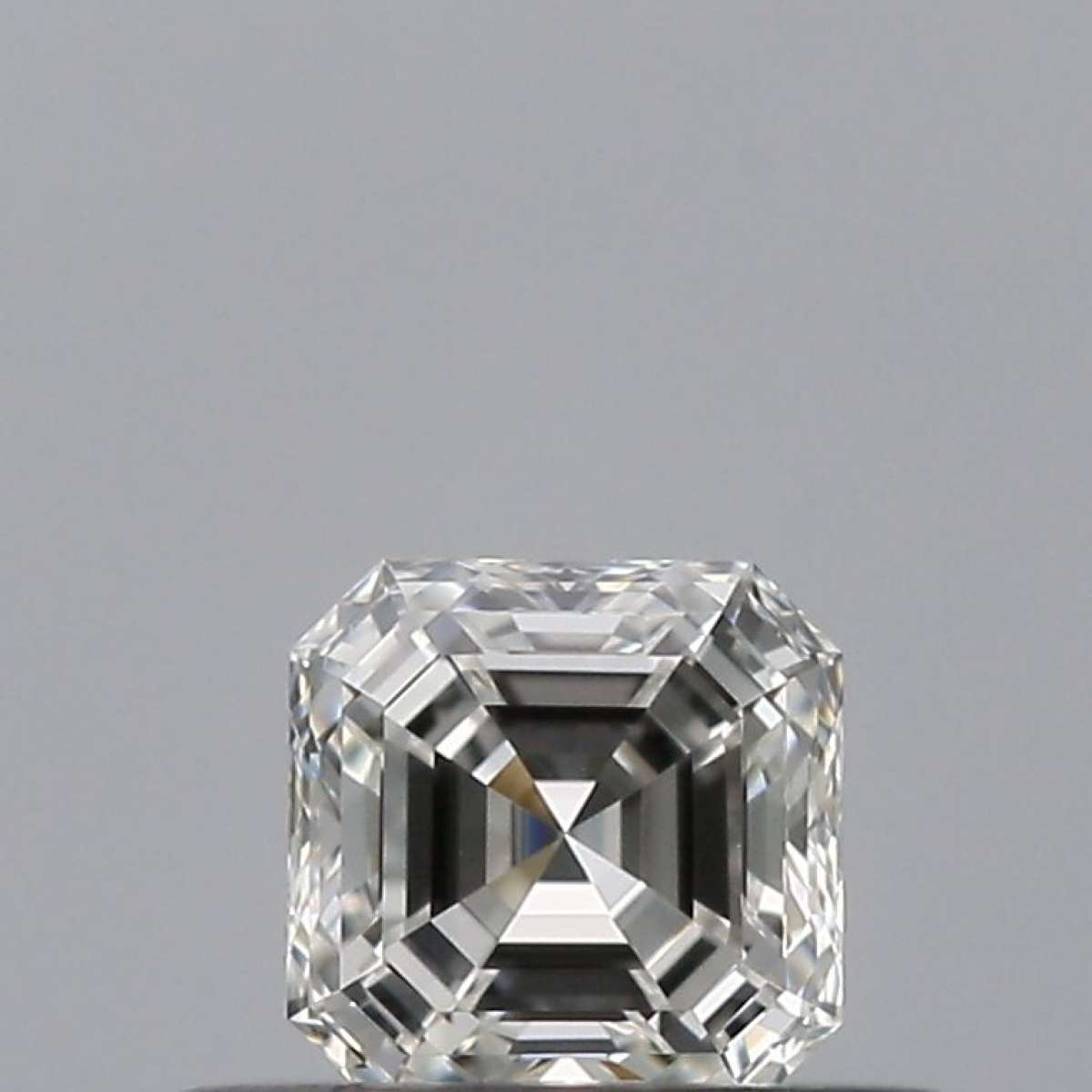 Certified Diamond GIA Carats 0.3 Color F Clarity VVS1 - EX VG Fluorescence NON Brown No Milky No EyeClean 100% Certified Diamond GIA Carats 0.3 Color F Clarity VVS1 - EX VG Fluorescence NON Brown No Milky No EyeClean 100%