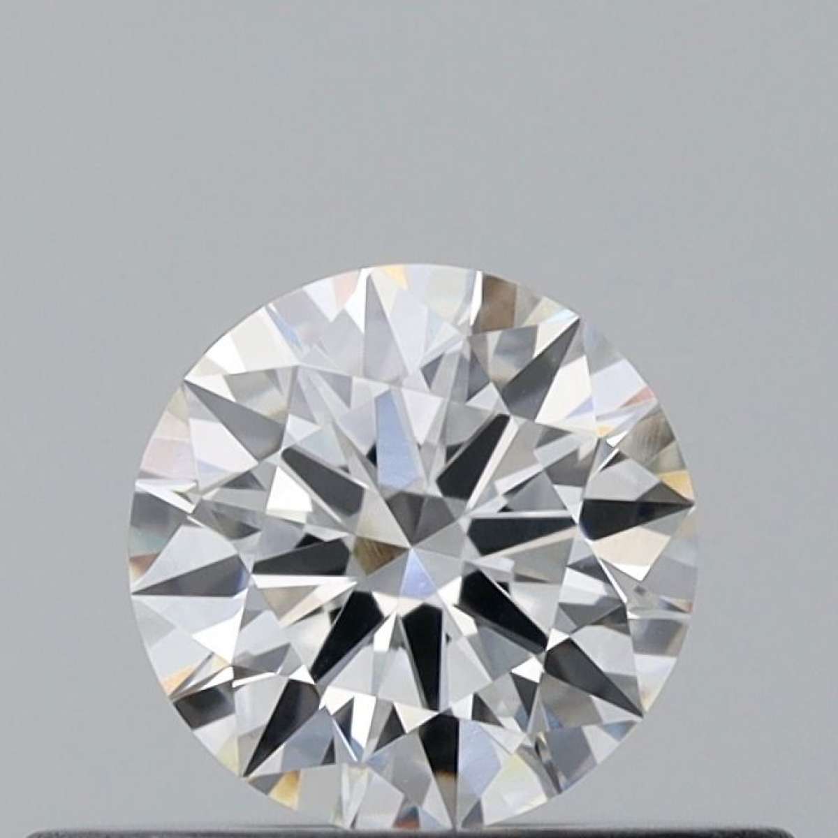 Certified Diamond GIA Carats 0.31 Color F Clarity VS2 EX EX VG Fluorescence NON Brown No Green No Milky No EyeClean 100% Certified Diamond GIA Carats 0.31 Color F Clarity VS2 EX EX VG Fluorescence NON Brown No Green No Milky No EyeClean 100%