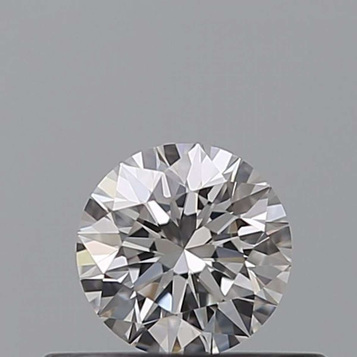 Diamante Certificato GIA Carati 0.26 Colore E Purezza VVS1 EX EX EX Fluorescenza NON Brown No Green No Milky No EyeClean 100% Diamante Certificato GIA Carati 0.26 Colore E Purezza VVS1 EX EX EX Fluorescenza NON Brown No Green No Milky No EyeClean 100%