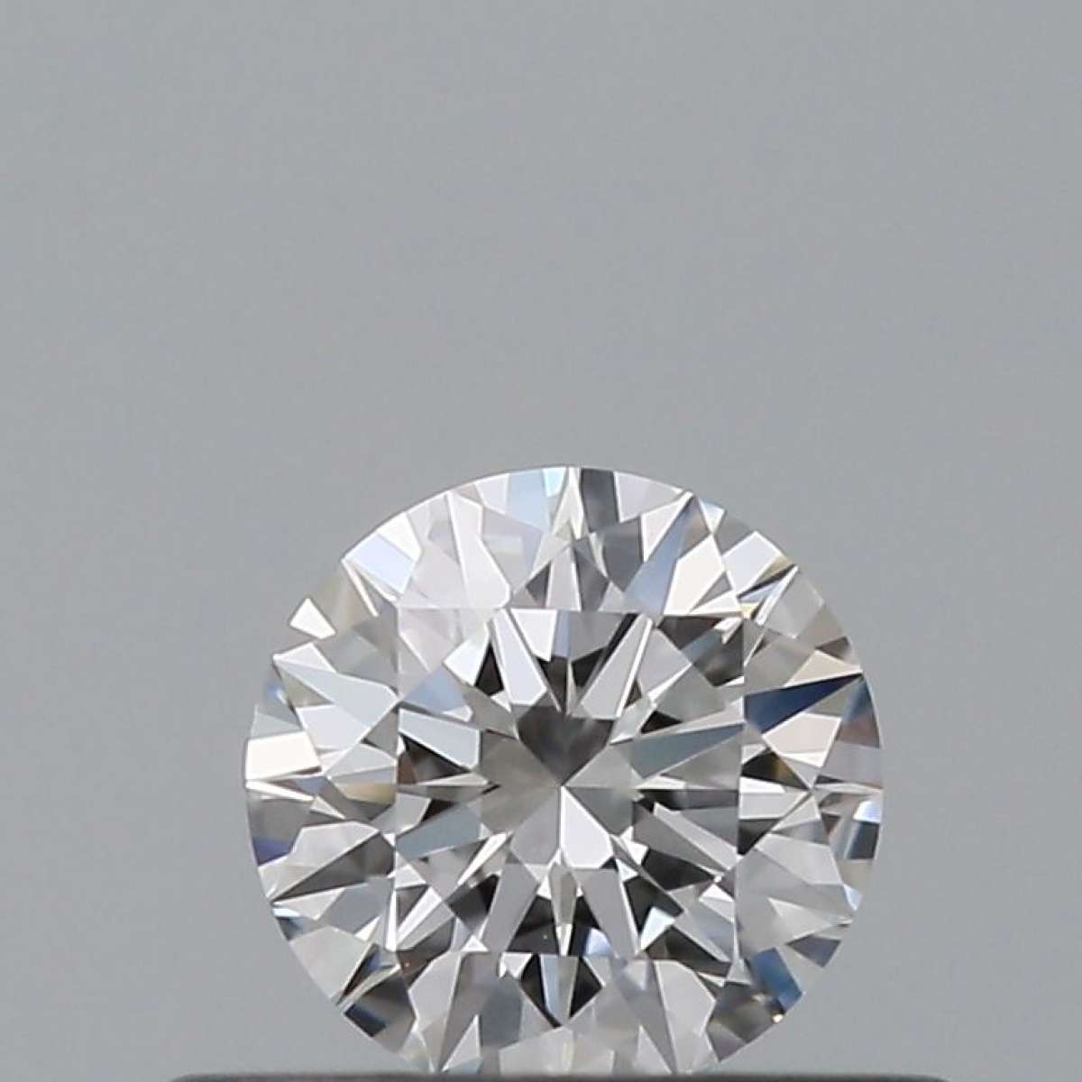 Certified Diamond GIA Carats 0.32 Color E Clarity VS1 EX EX EX Fluorescence NON Brown No Green No Milky No EyeClean 100% Certified Diamond GIA Carats 0.32 Color E Clarity VS1 EX EX EX Fluorescence NON Brown No Green No Milky No EyeClean 100%