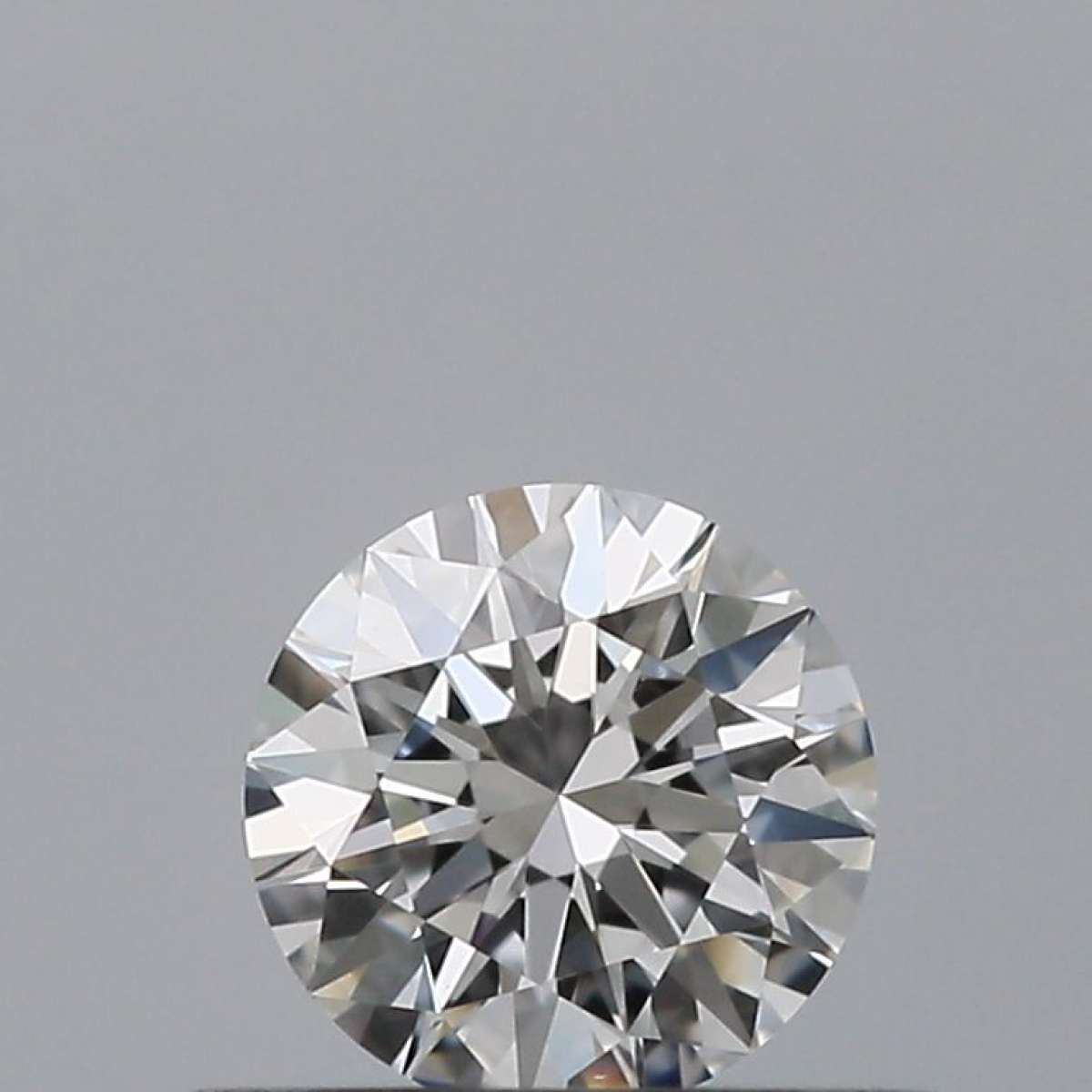 Diamante Certificato GIA Carati 0.31 Colore E Purezza VS2  EX  EX  EX Fluorescenza NON Brown No Green No Milky No EyeClean 100%